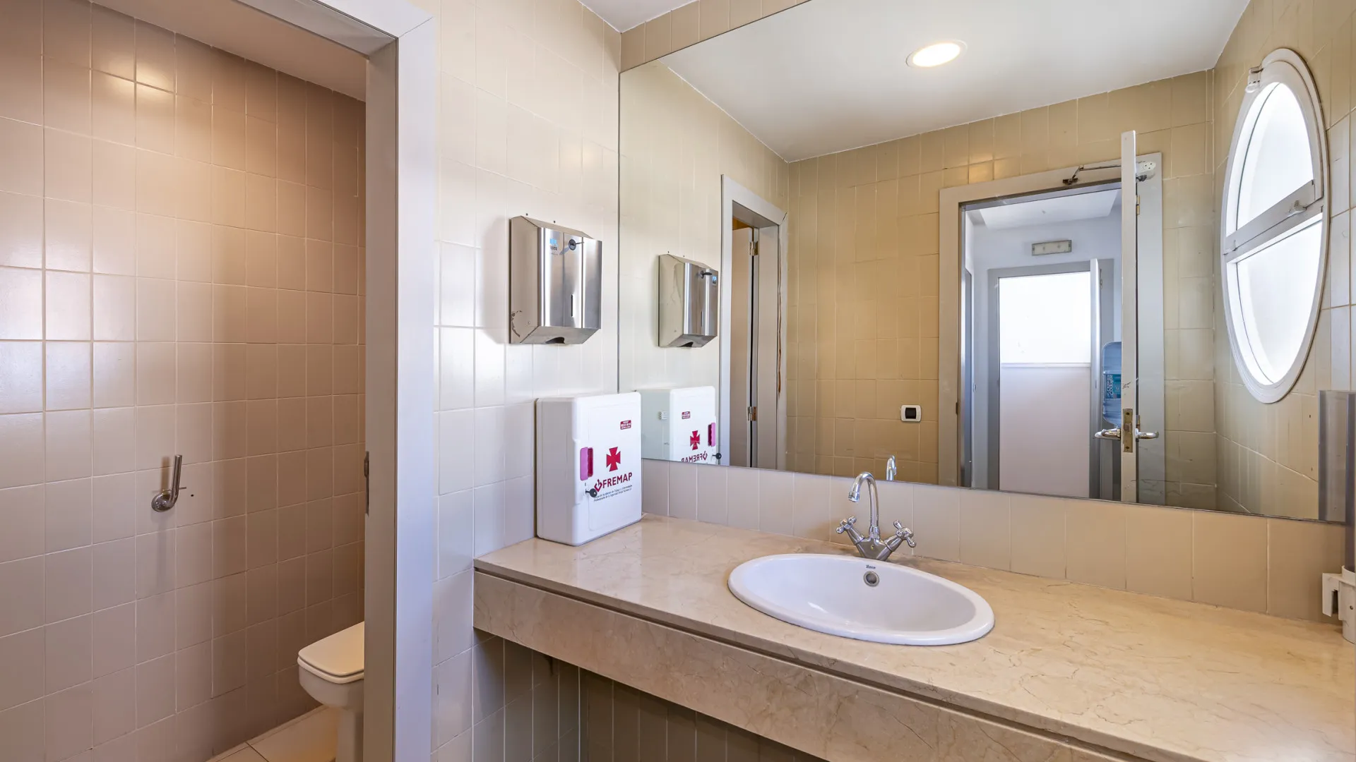 Se vende negocio en Guadalmina Alta