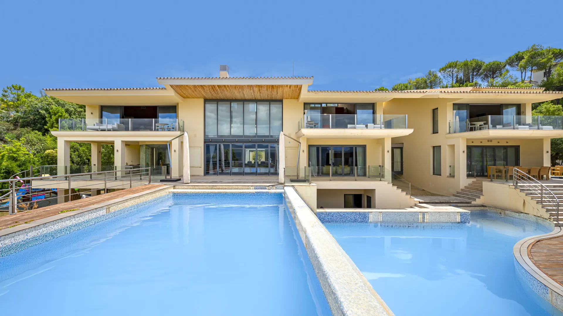 Villa with 10 bedrooms for sale in La Zagaleta