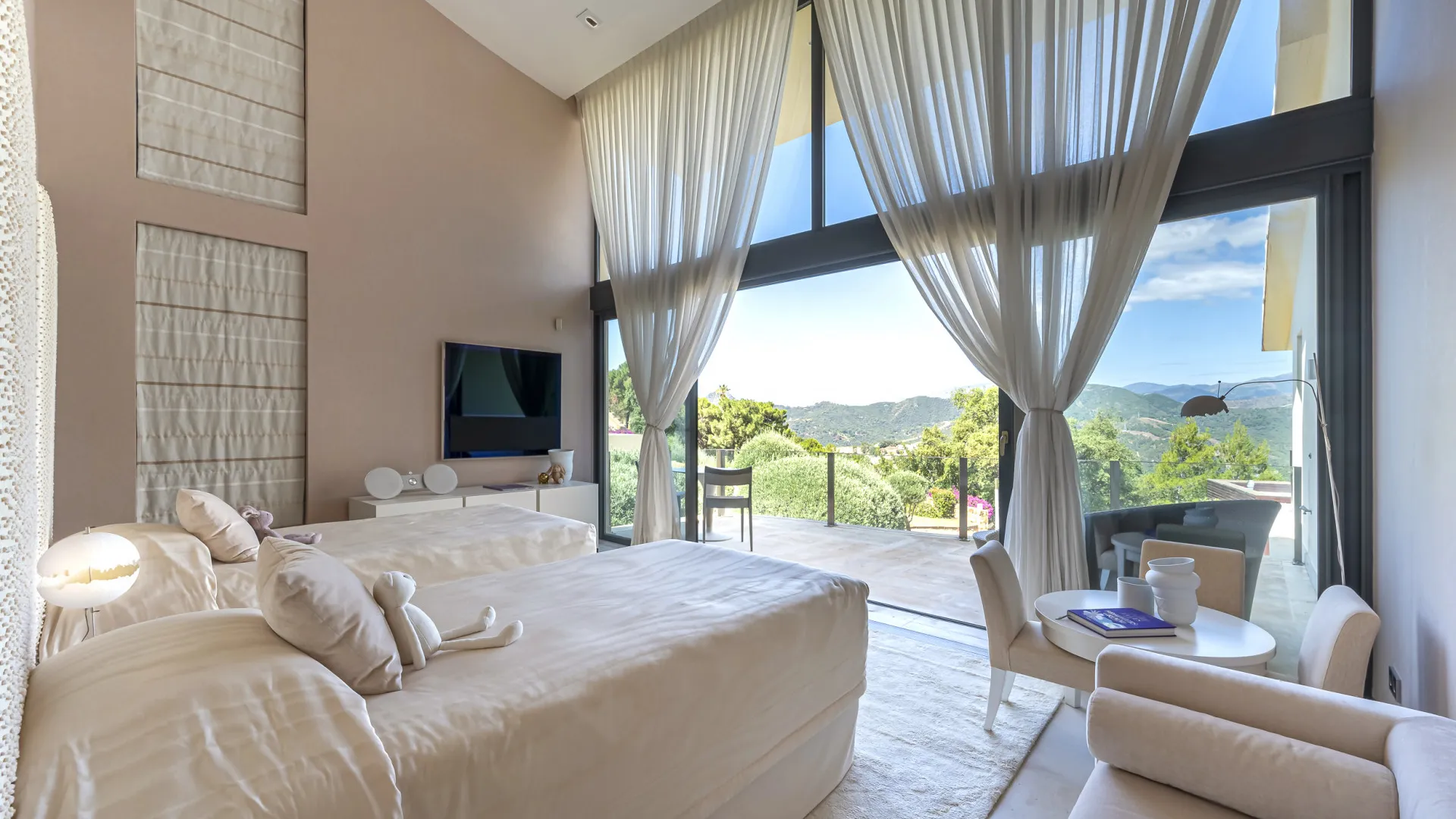 Villa with 10 bedrooms for sale in La Zagaleta