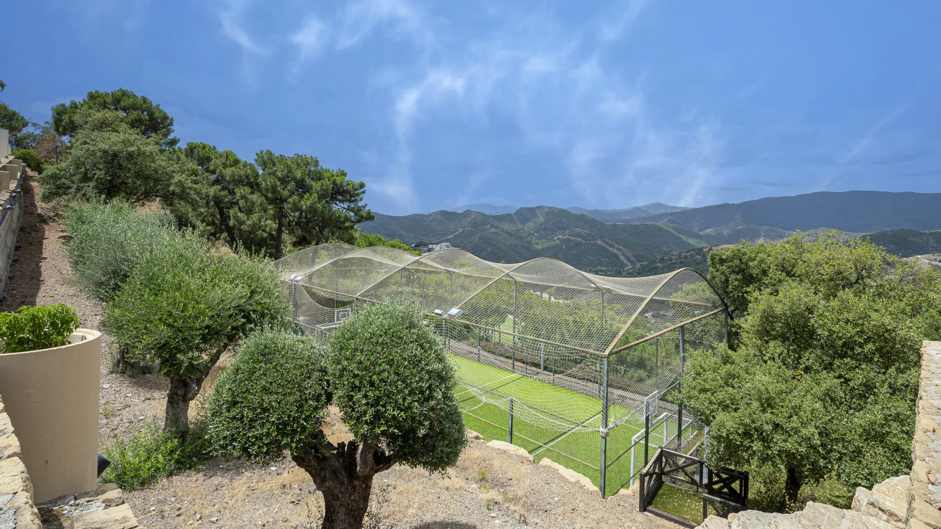 Villa with 10 bedrooms for sale in La Zagaleta