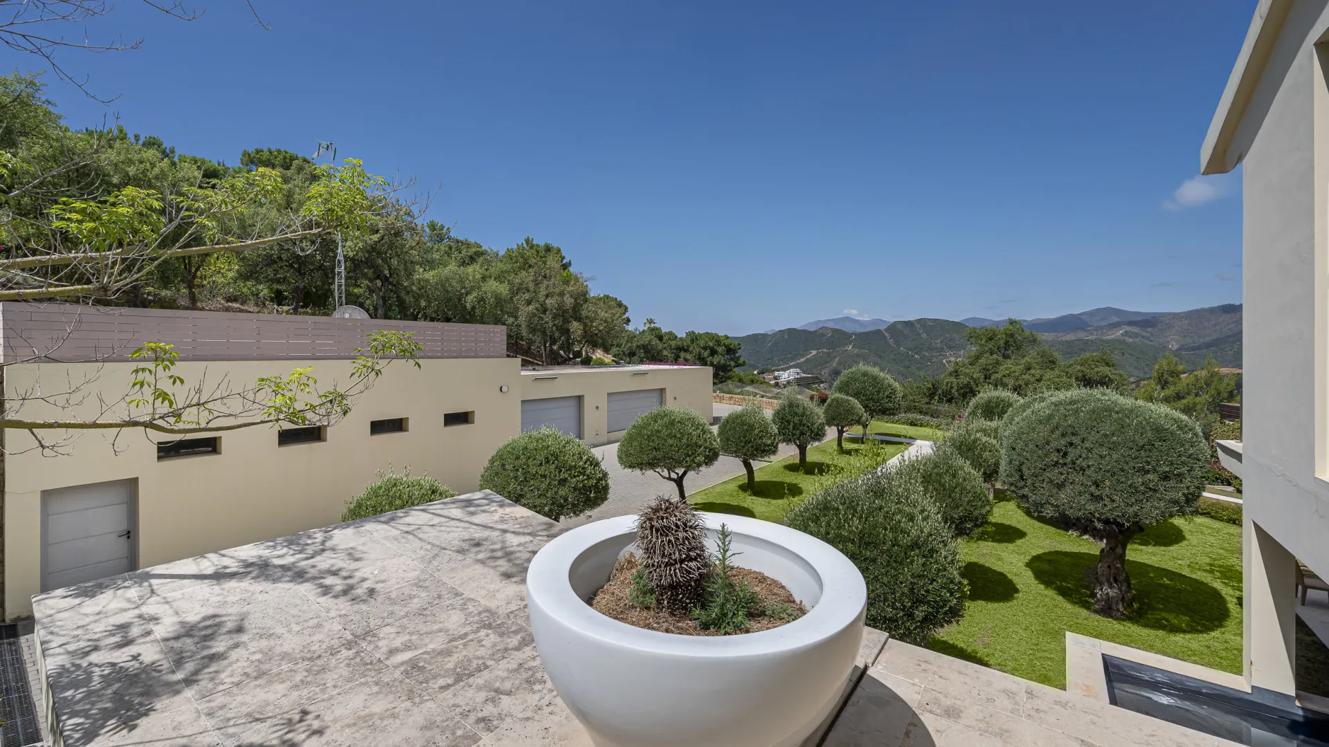 Villa with 10 bedrooms for sale in La Zagaleta