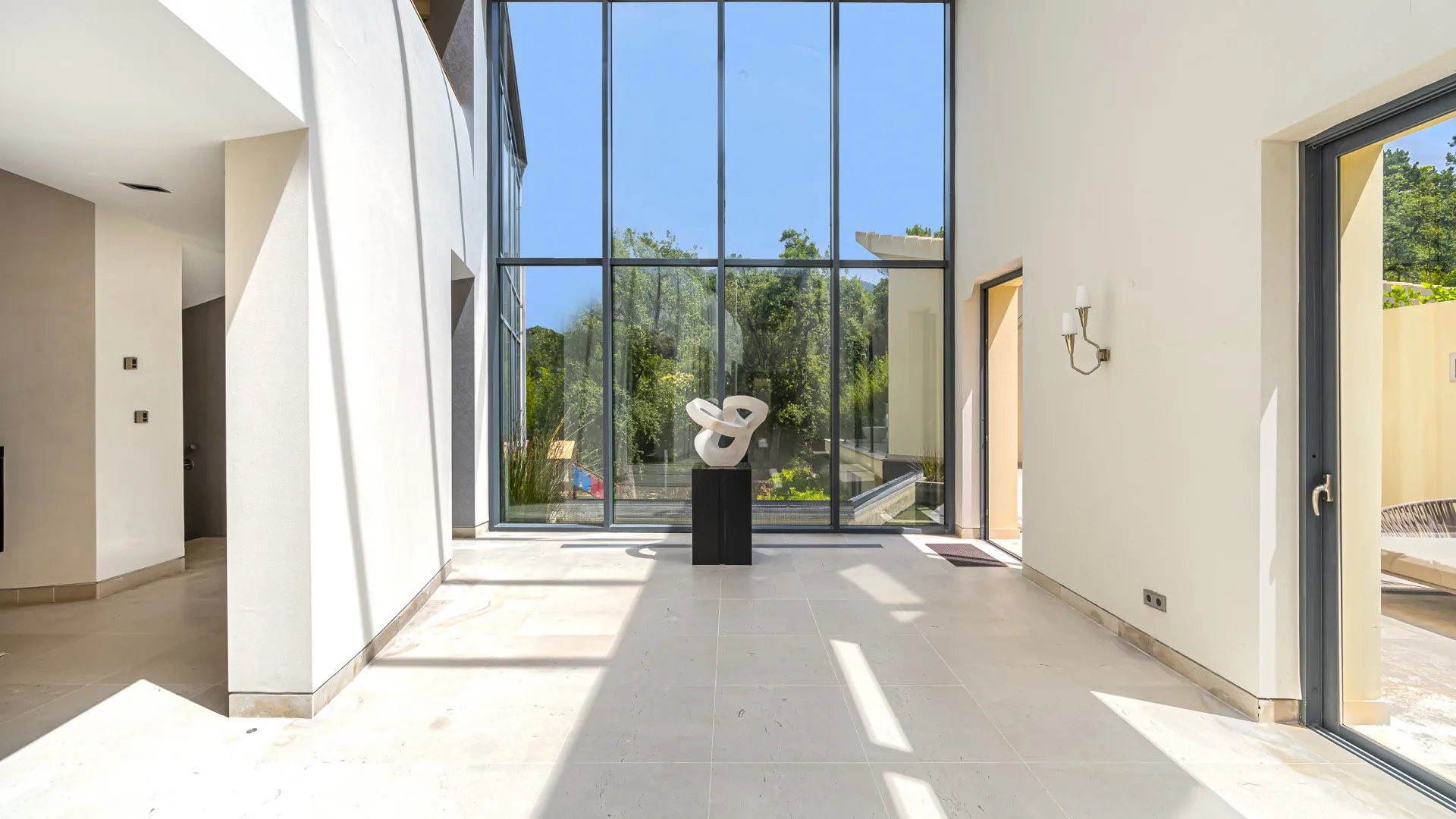 Villa with 10 bedrooms for sale in La Zagaleta