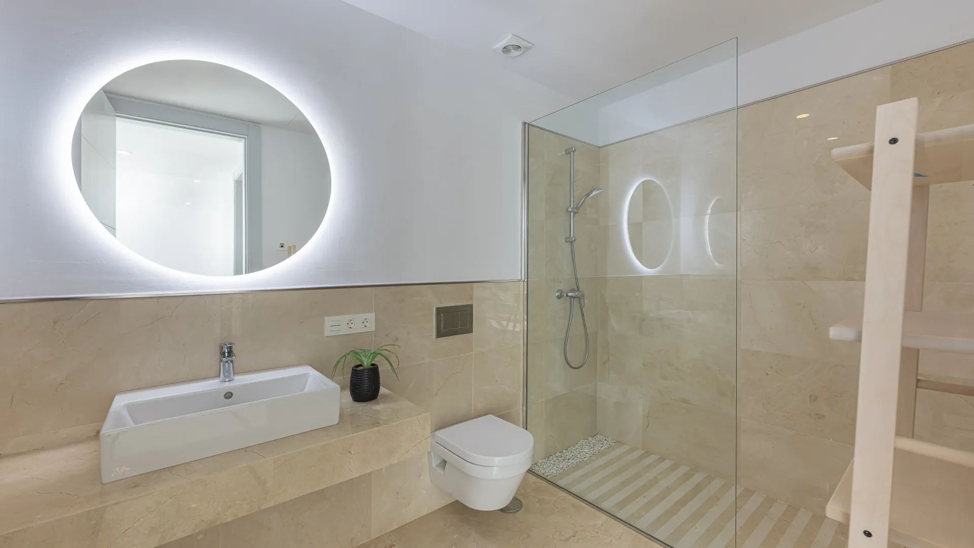 Los Arqueros 6 bedrooms villa for sale