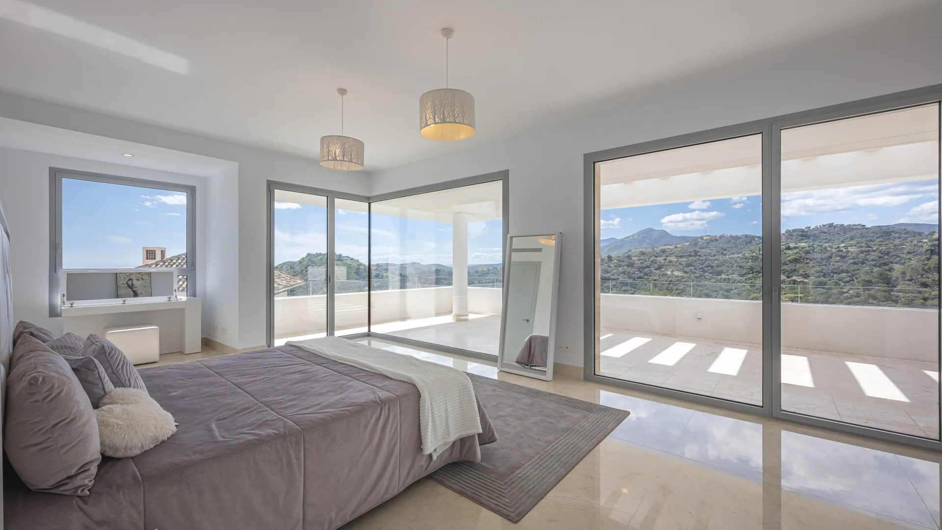 Los Arqueros 6 bedrooms villa for sale