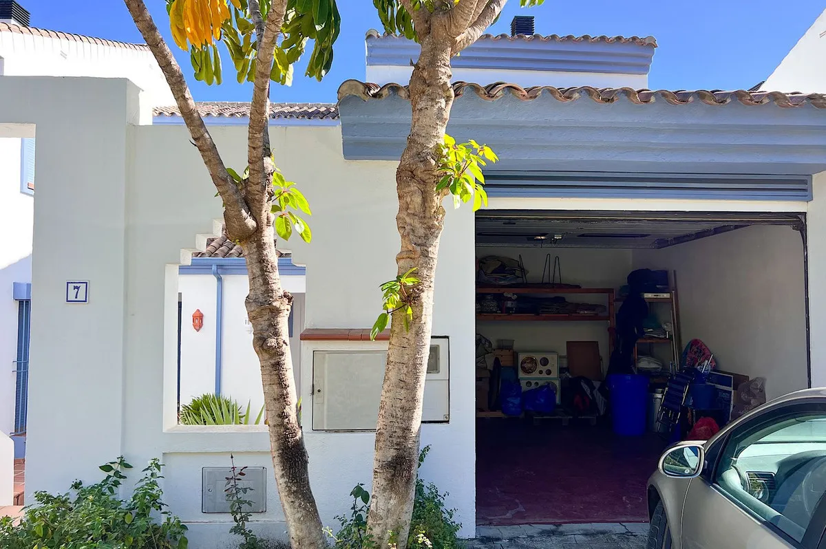 3 bedrooms town house for sale in Alcaidesa