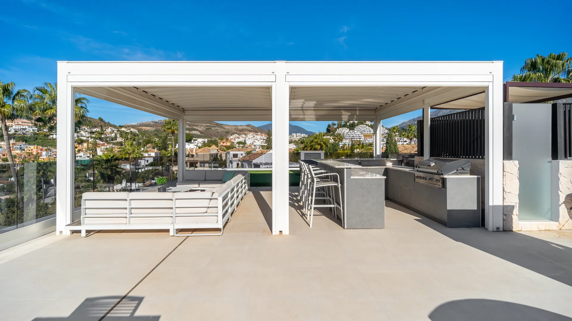 5 bedrooms villa in Andalucia Alta for sale