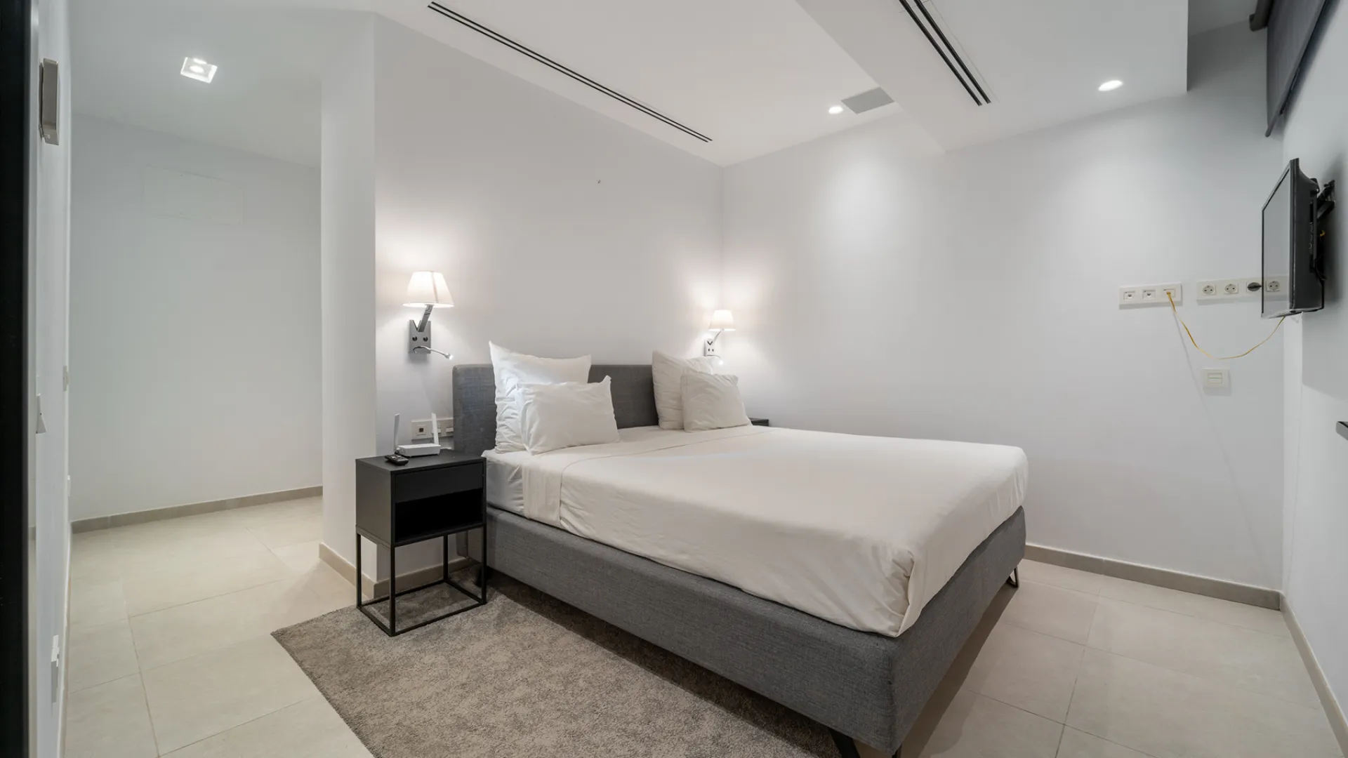 5 bedrooms villa in Andalucia Alta for sale