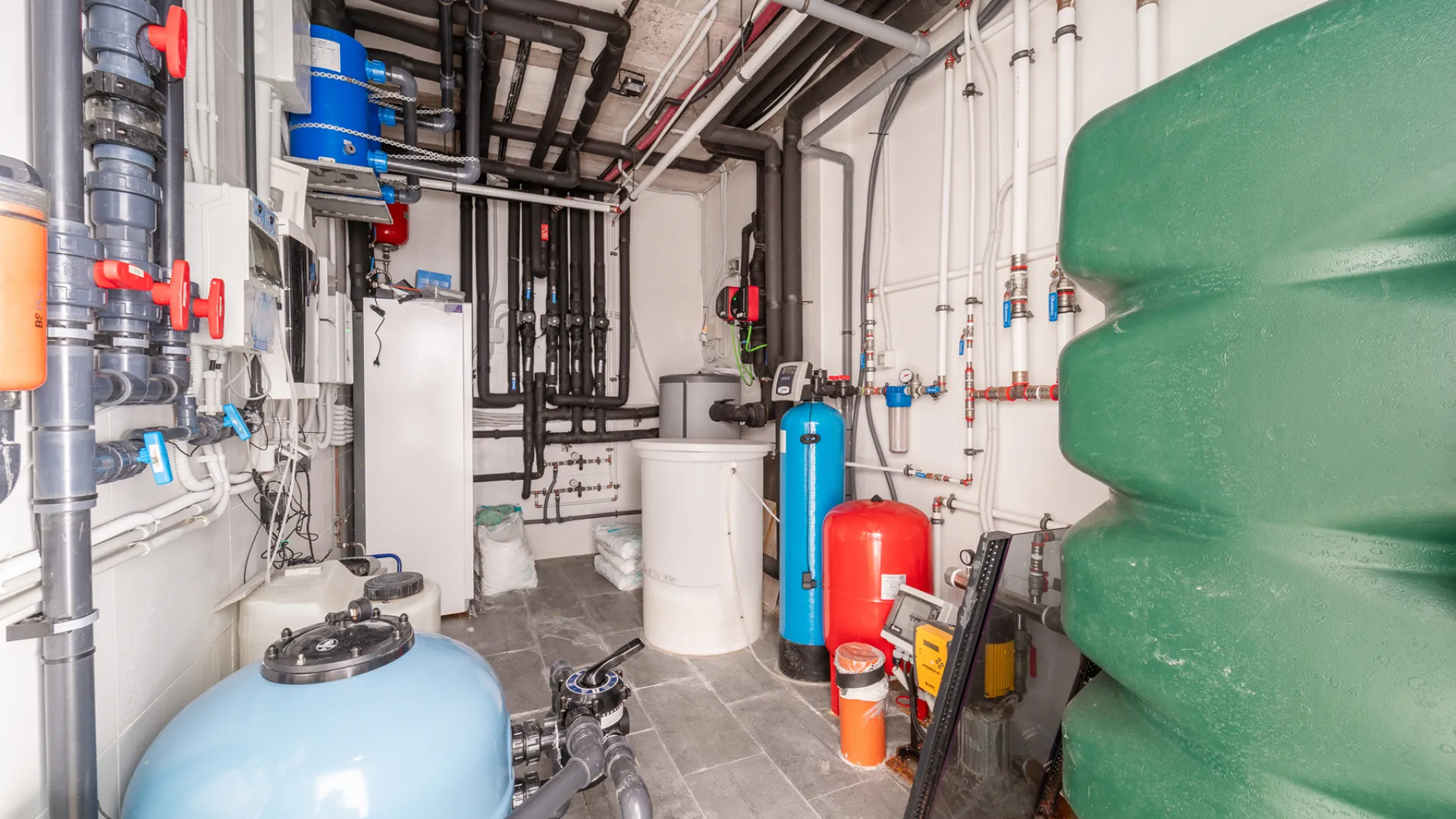 5 bedrooms villa in Andalucia Alta for sale