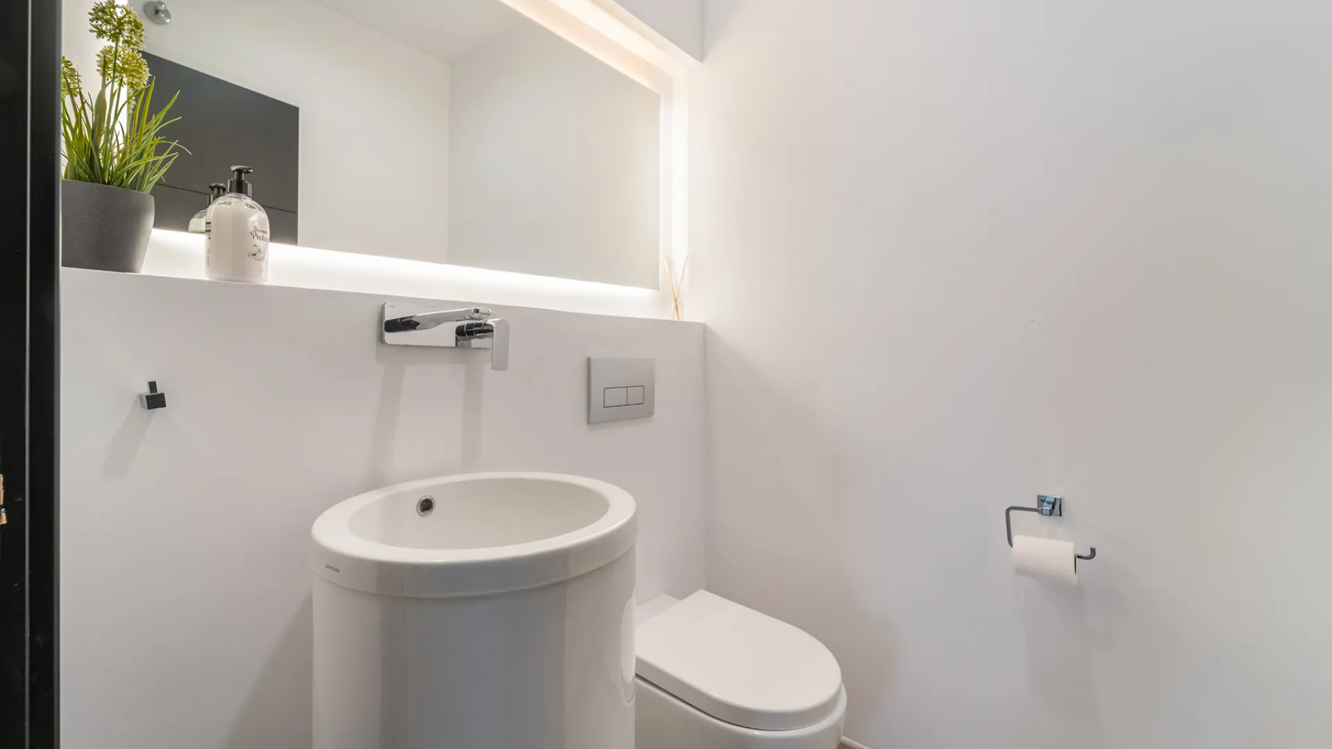 5 bedrooms villa in Andalucia Alta for sale