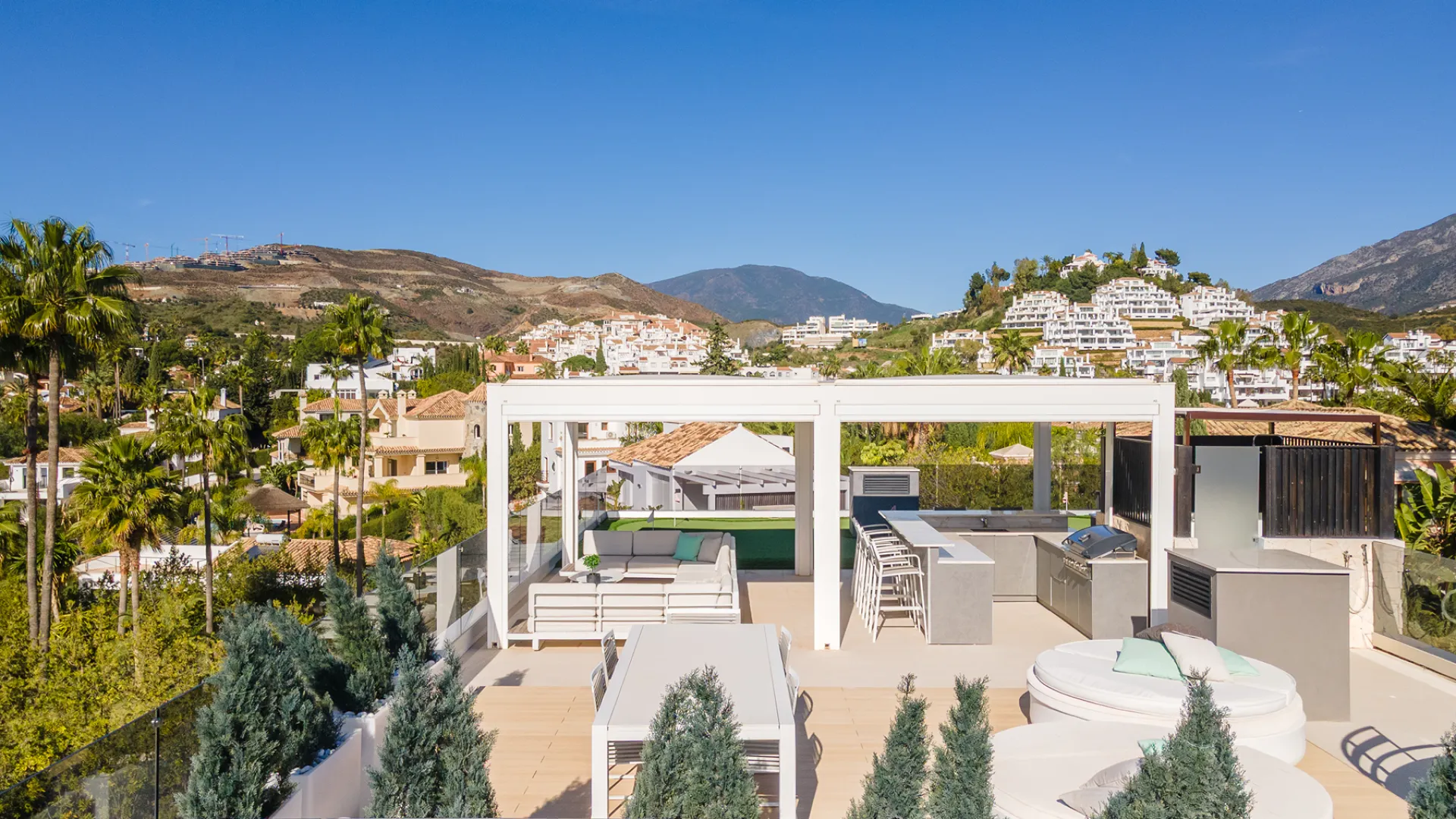 5 bedrooms villa in Andalucia Alta for sale