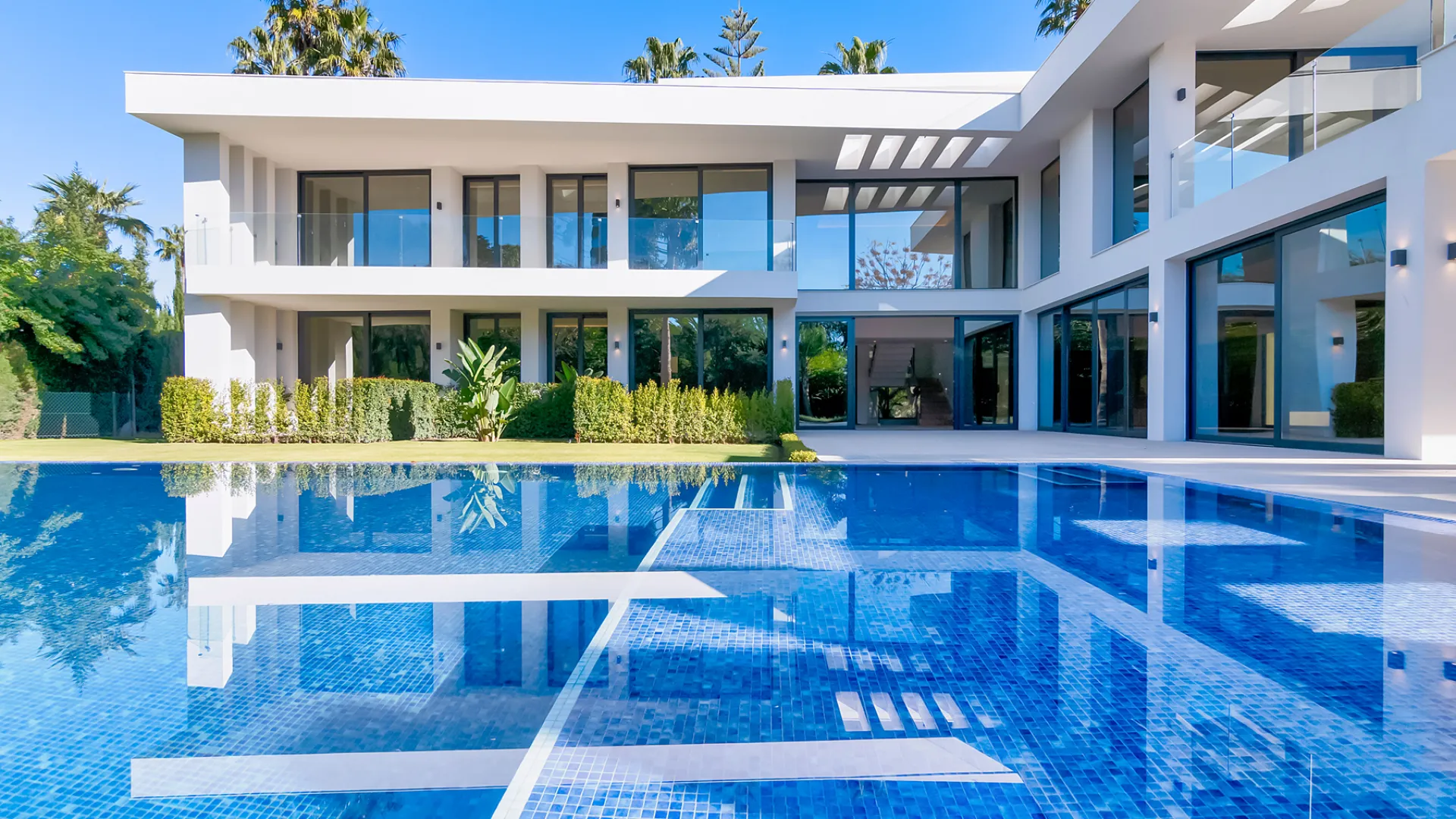 For sale 5 bedrooms villa in Kings & Queens