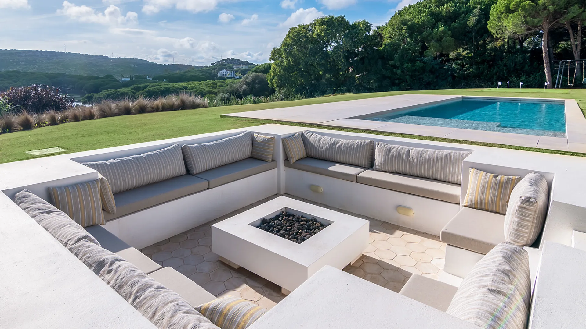 Zona G villa for sale