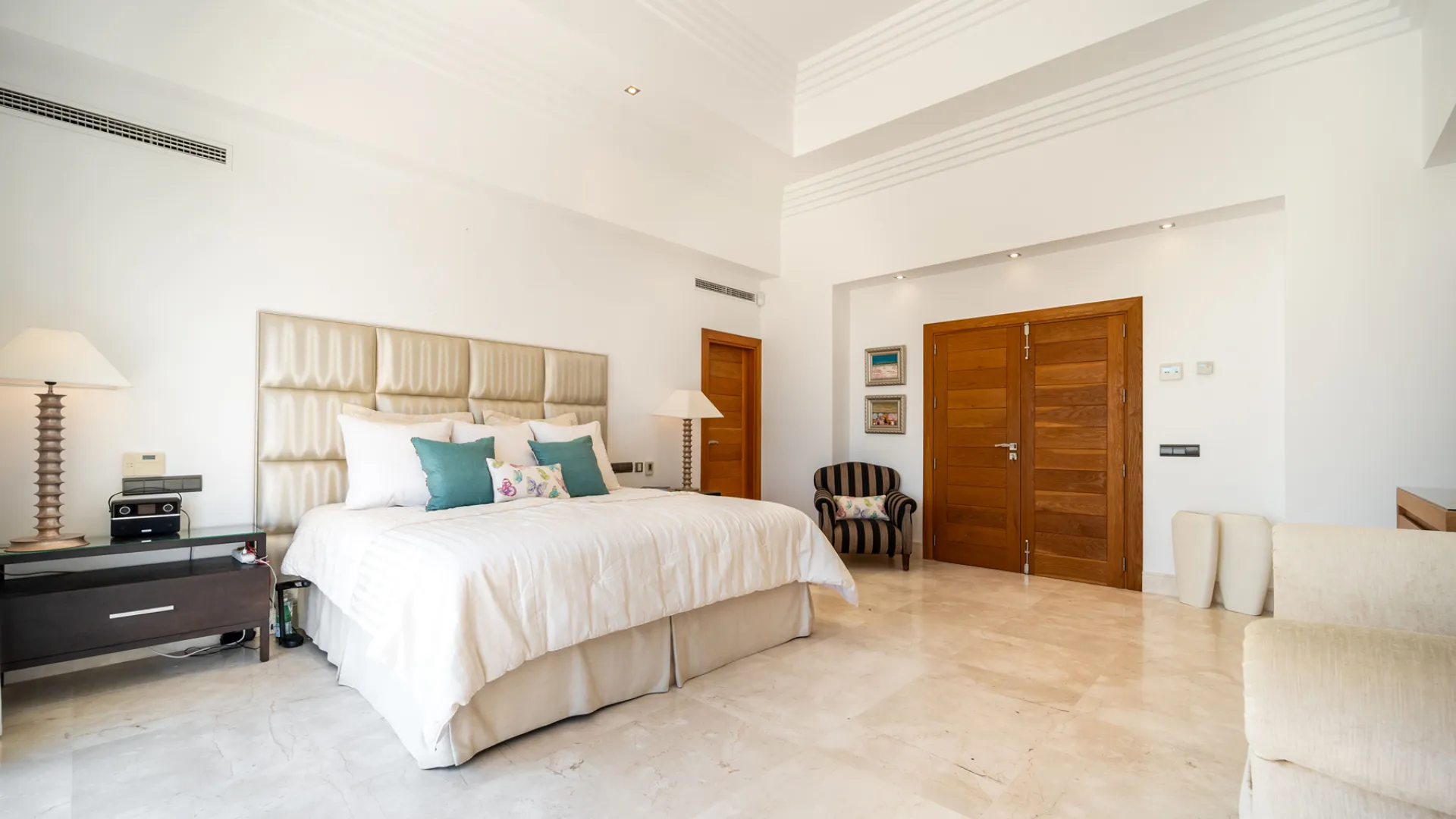 Los Arqueros, villa con 4 dormitorios en venta