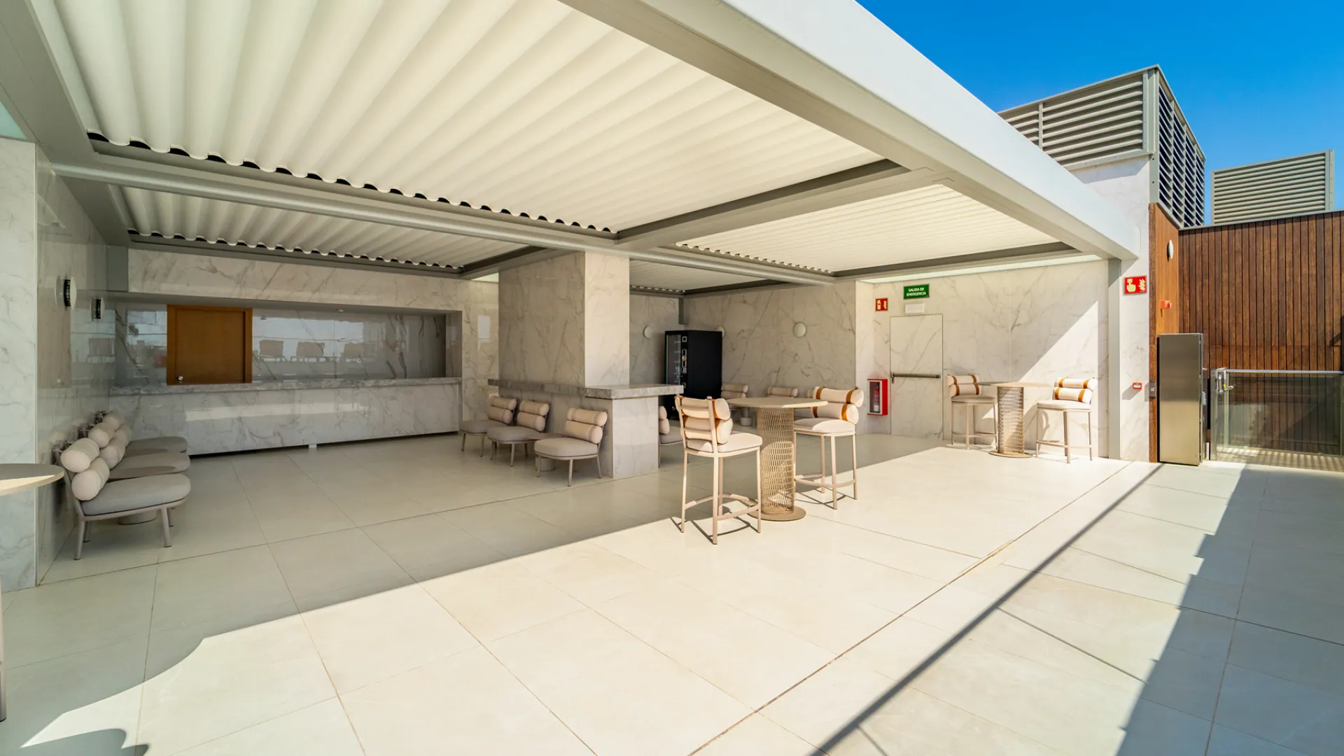 For sale apartment with 4 bedrooms in Parque Mediterráneo - Santa Paula