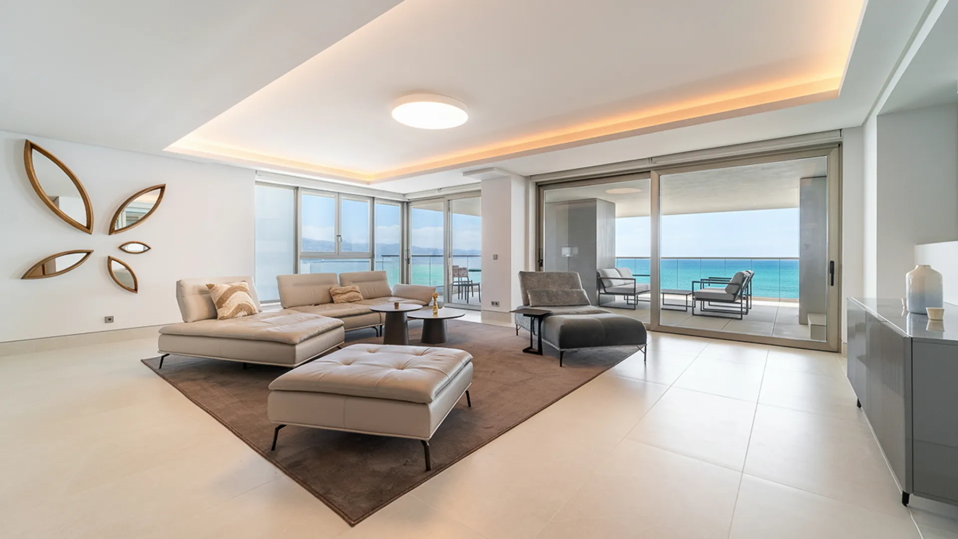 For sale apartment with 4 bedrooms in Parque Mediterráneo - Santa Paula