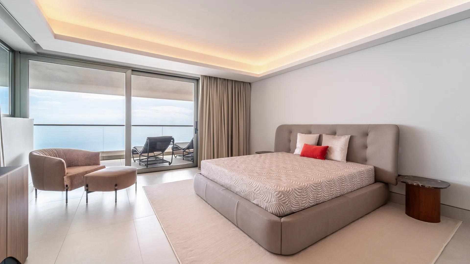 For sale apartment with 4 bedrooms in Parque Mediterráneo - Santa Paula