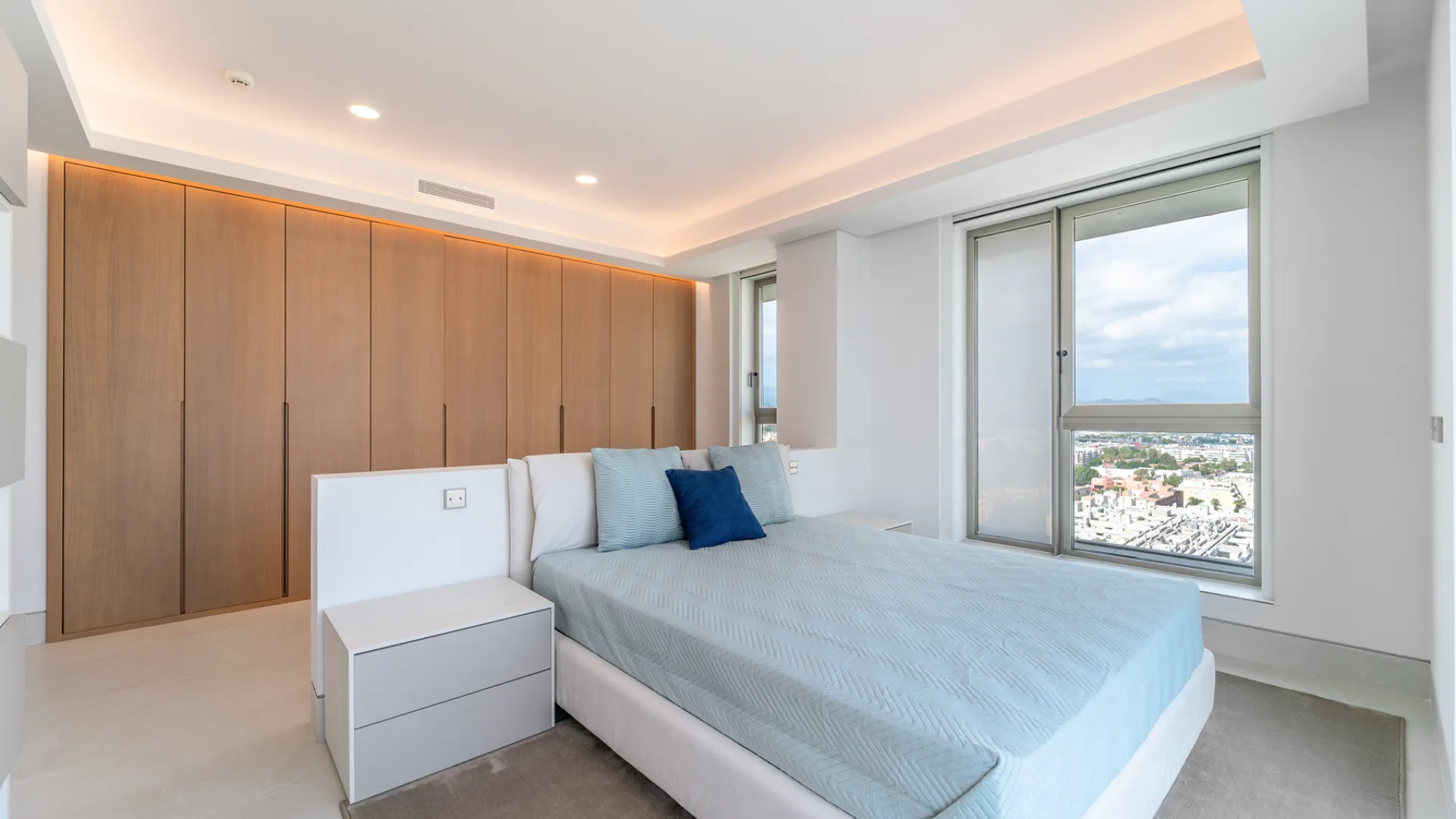 For sale apartment with 4 bedrooms in Parque Mediterráneo - Santa Paula