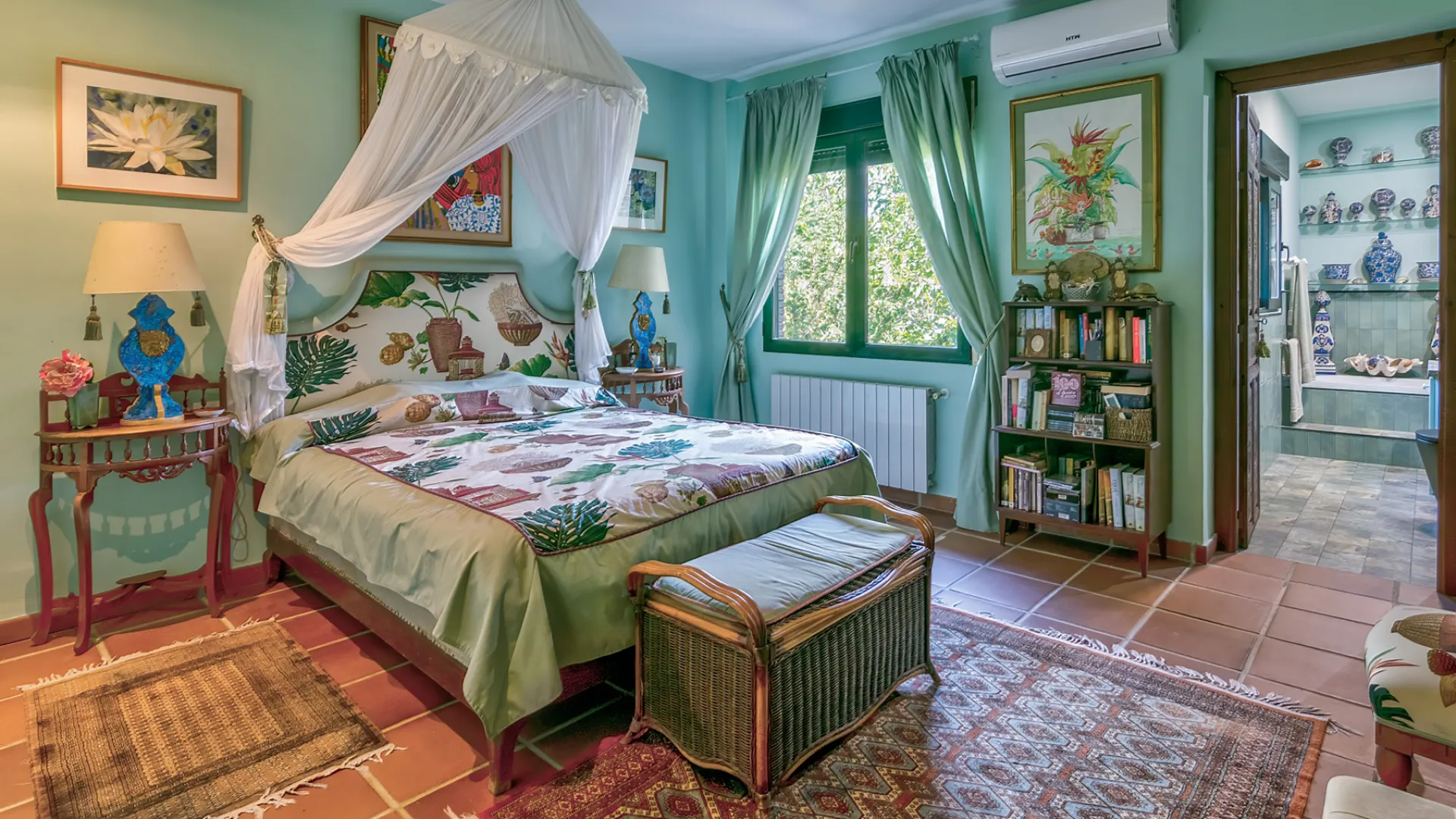 Comprar villa en Zona B con 5 dormitorios