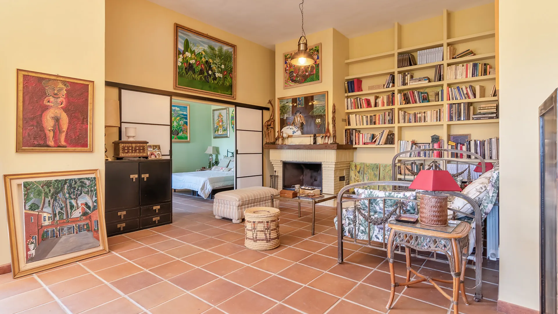 Comprar villa en Zona B con 5 dormitorios