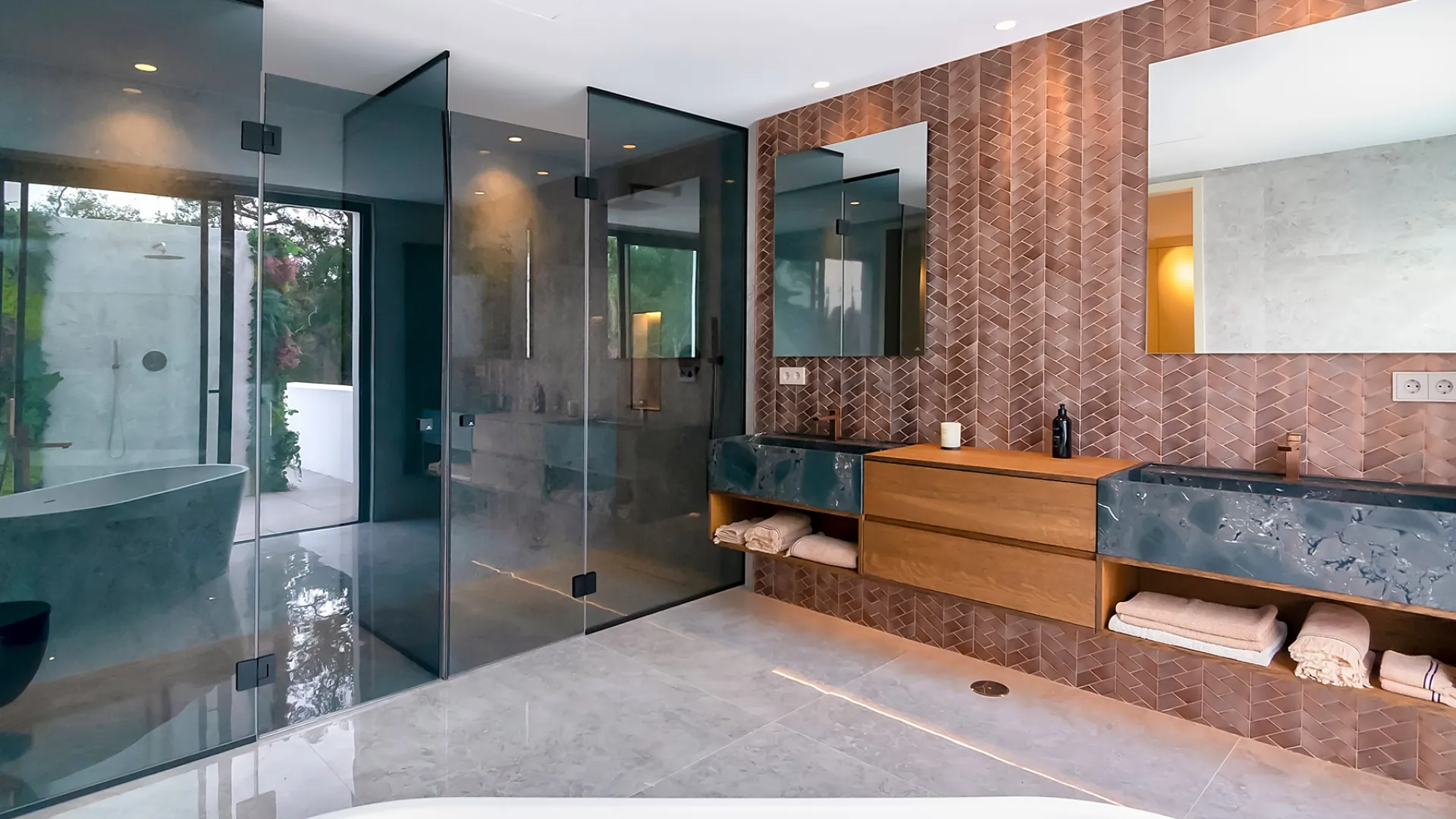 Villa with 6 bedrooms for sale in Valderrama Golf