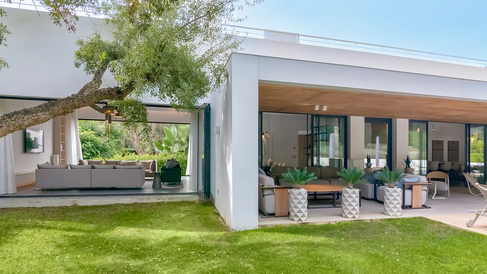 Villa with 6 bedrooms for sale in Valderrama Golf