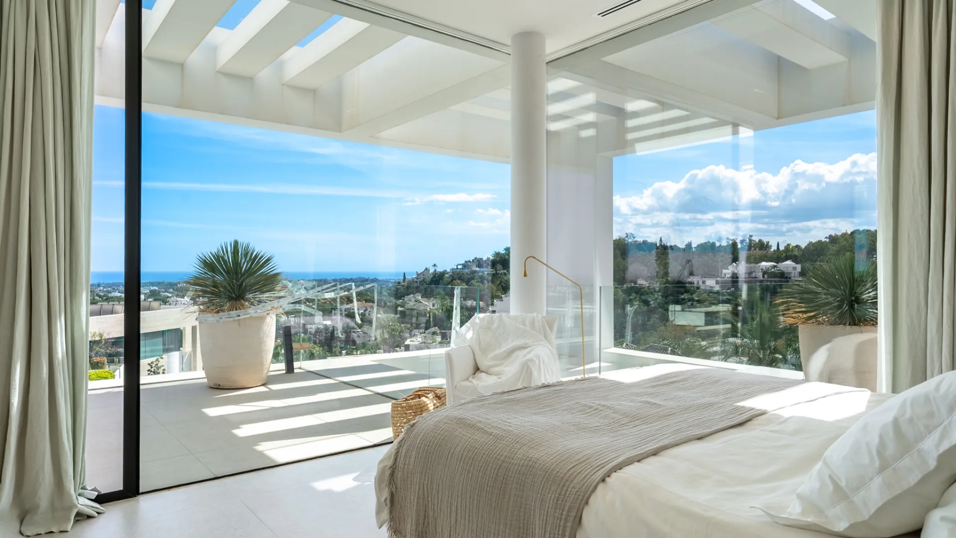 El Herrojo villa for sale