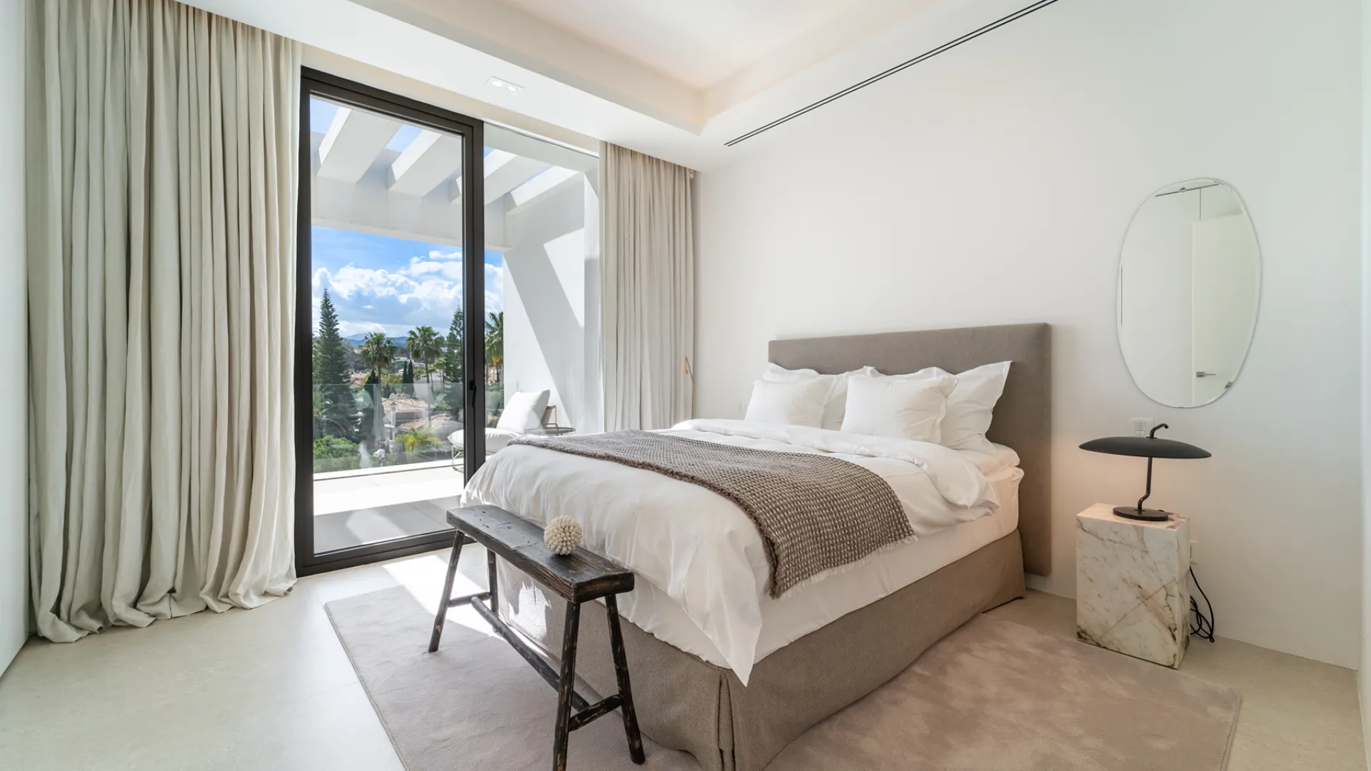 El Herrojo villa for sale