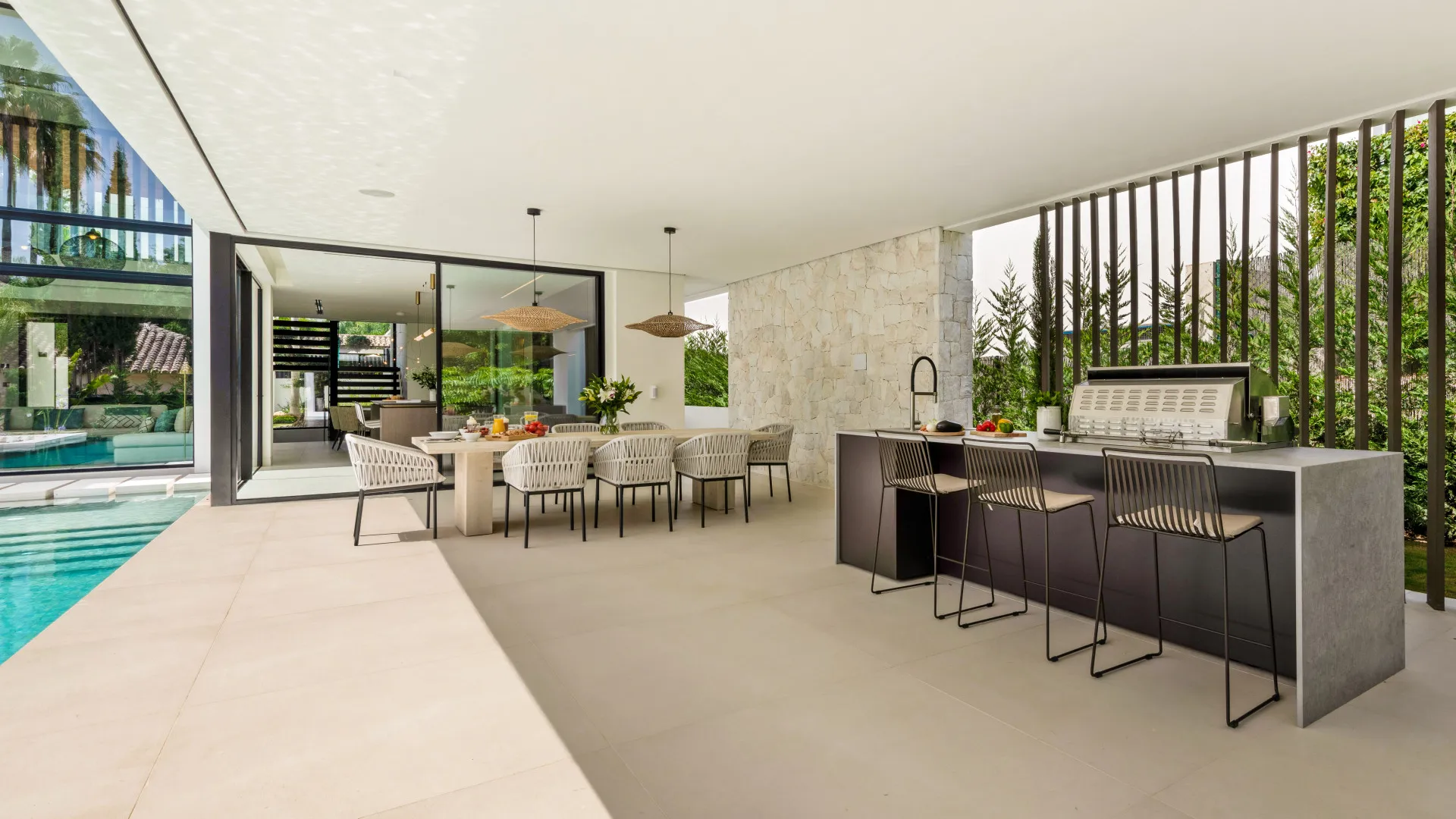 Nueva Andalucia villa for sale