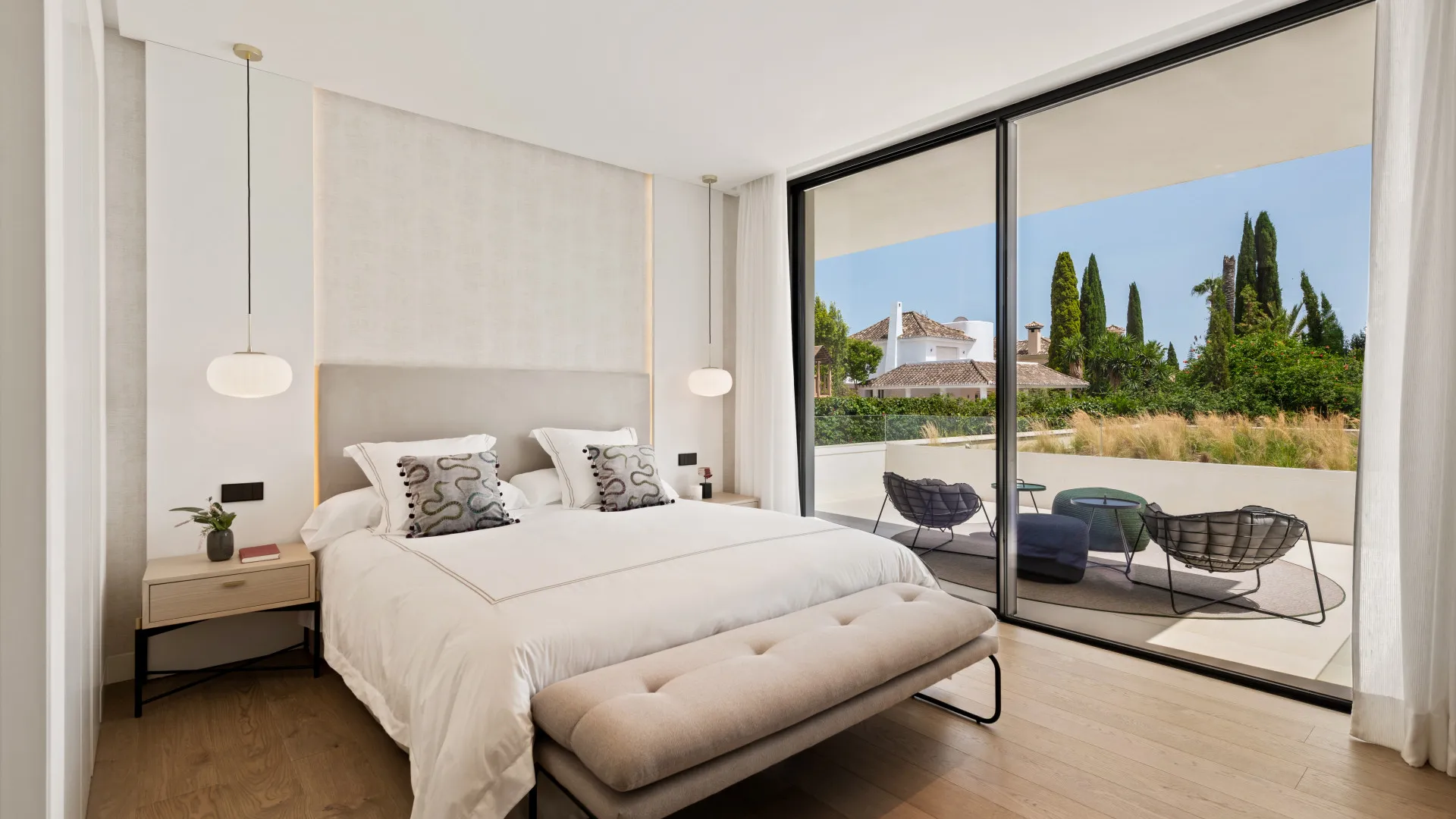 Nueva Andalucia villa for sale