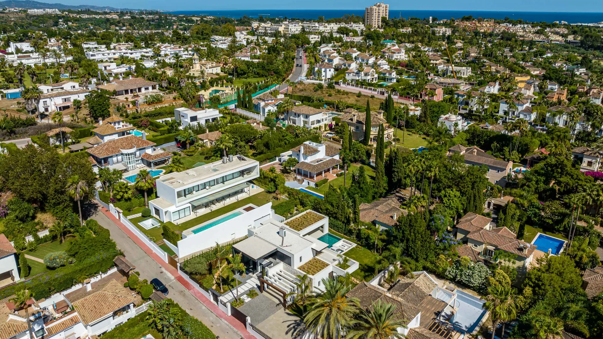 Nueva Andalucia villa for sale