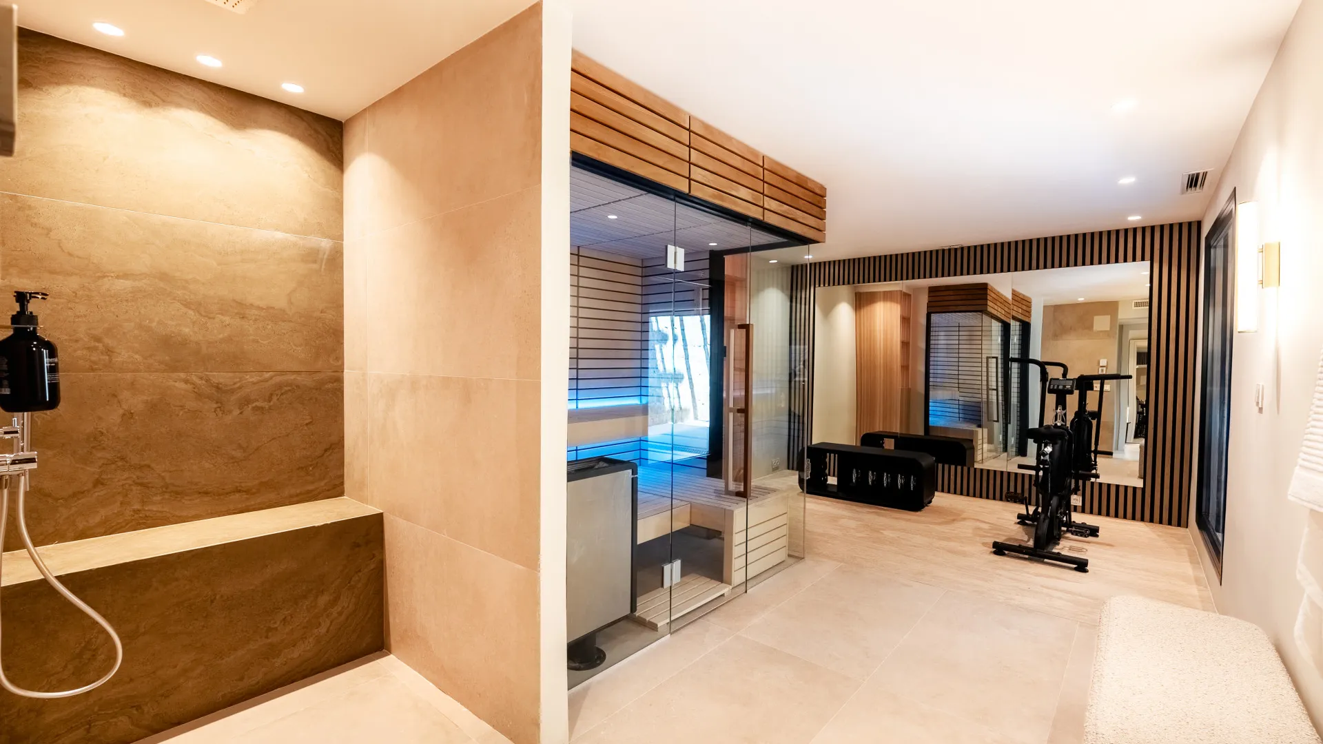 5 bedrooms town house for sale in Altos de Salamanca