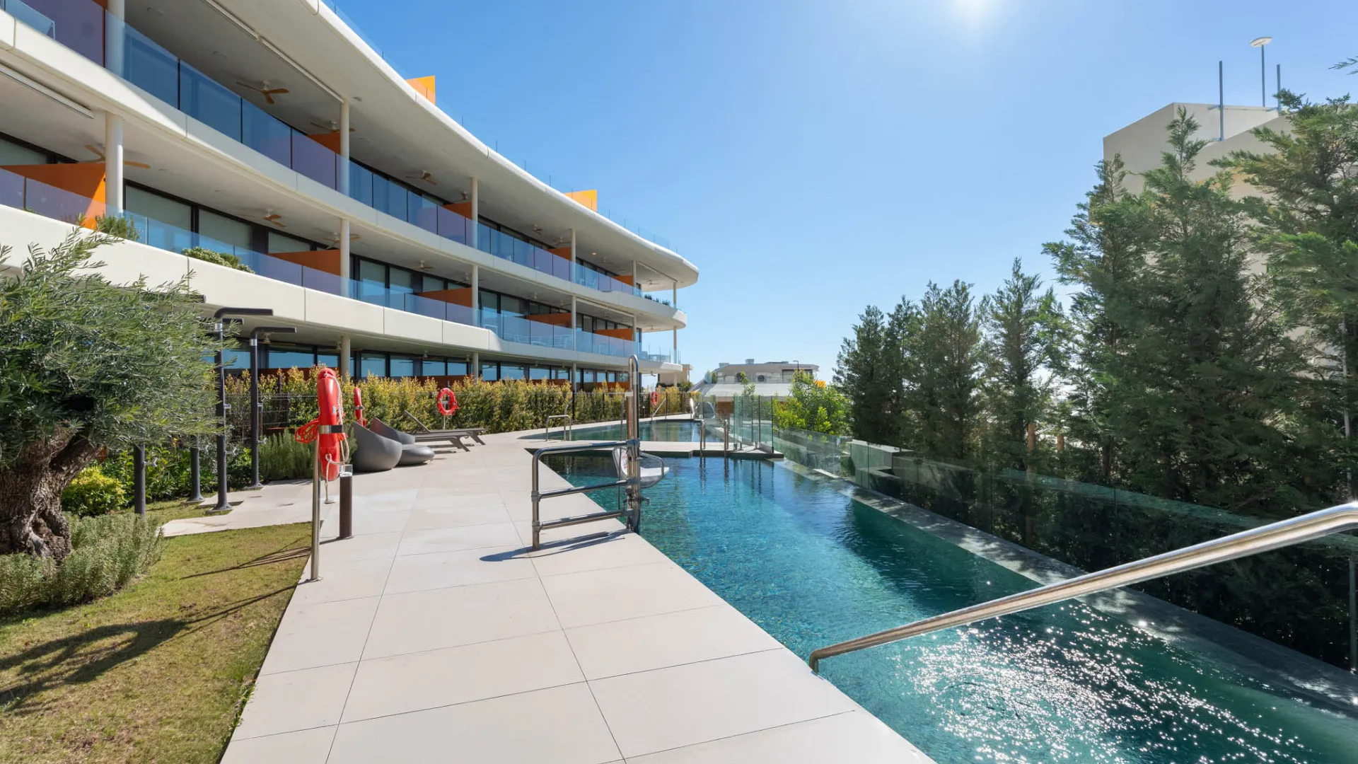 For sale apartment with 3 bedrooms in El Higueron