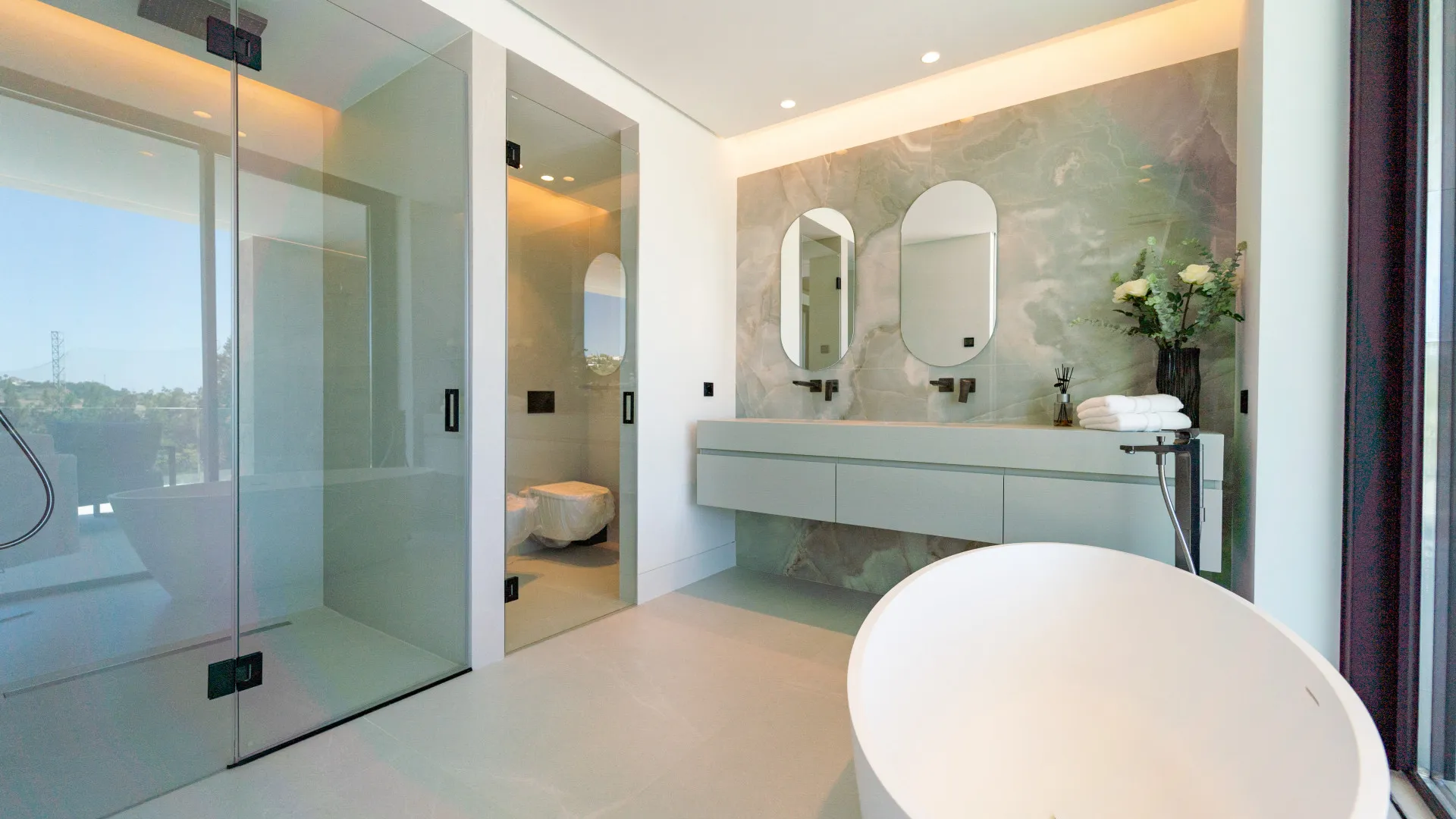 For sale villa with 5 bedrooms in Los Naranjos Golf