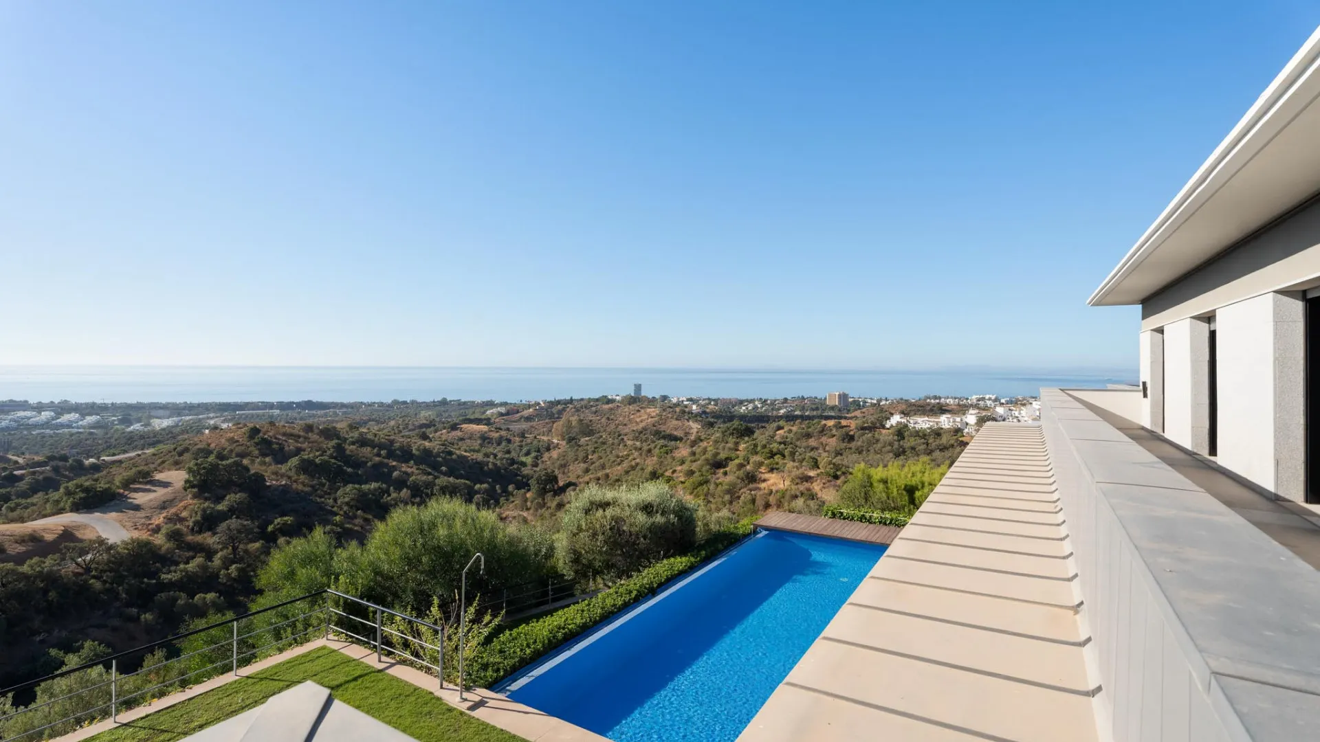 Los Altos de los Monteros, villa a la venta