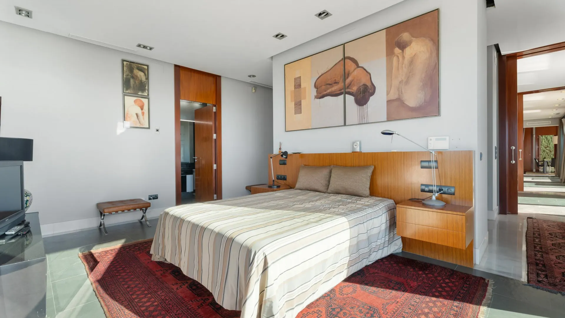 Los Altos de los Monteros, villa a la venta