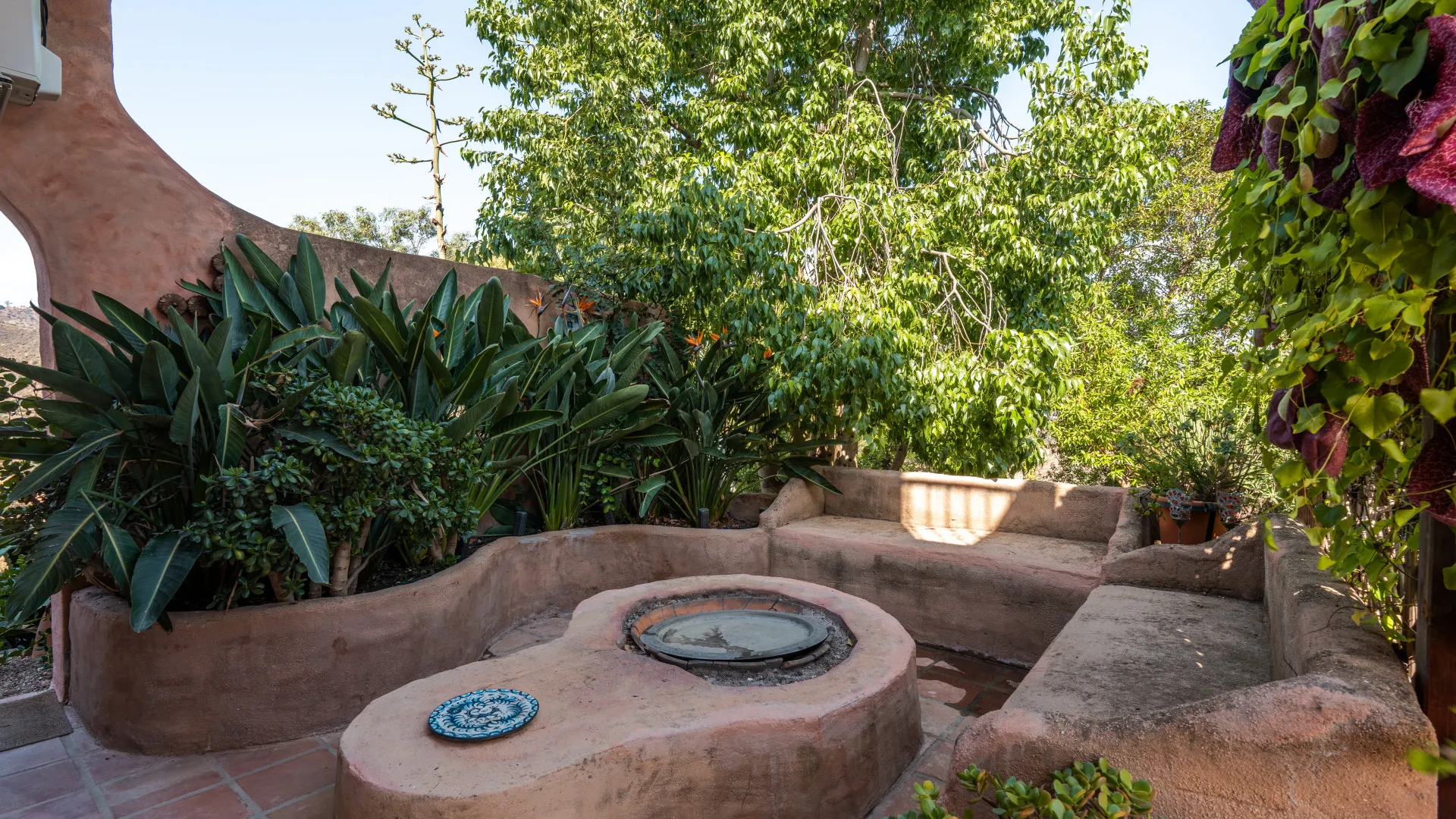 Finca de 5 dormitorios en venta en Comares