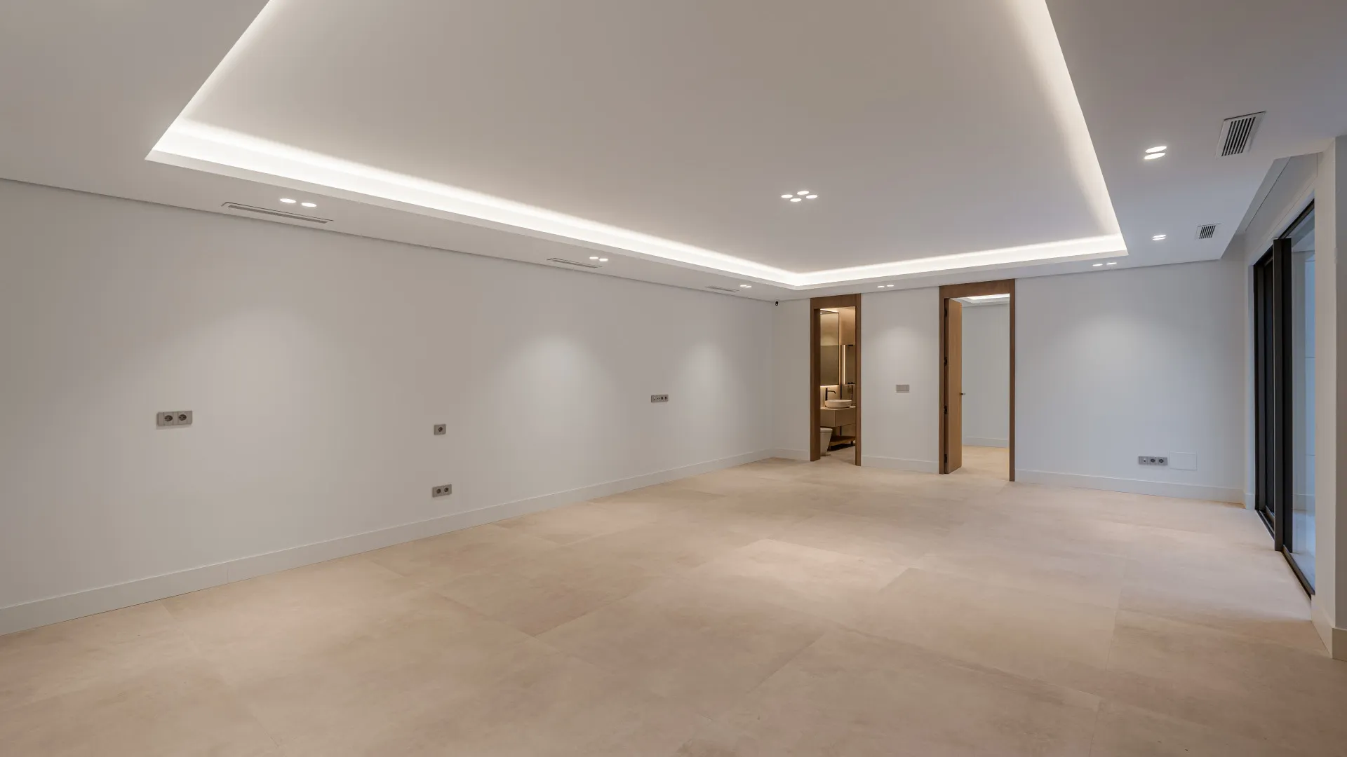 Villa for sale in Churriana