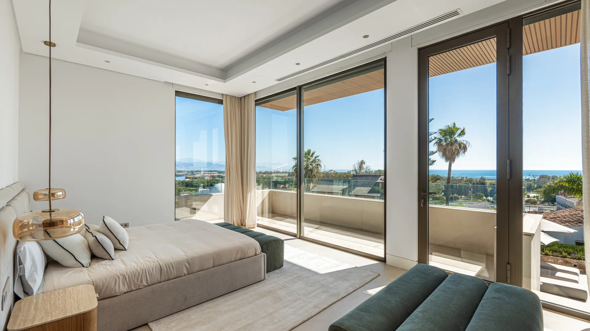 Villa for sale in Churriana