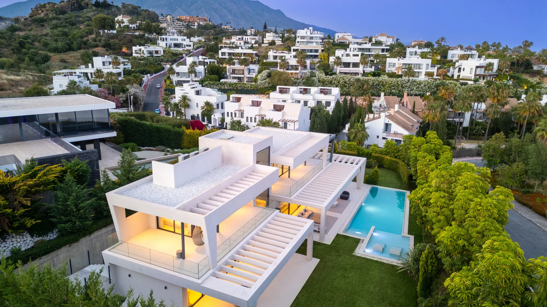 For sale villa in Haza del Conde with 6 bedrooms