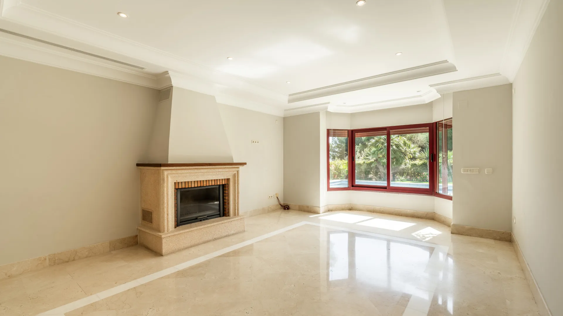 Se vende villa en Altos Reales