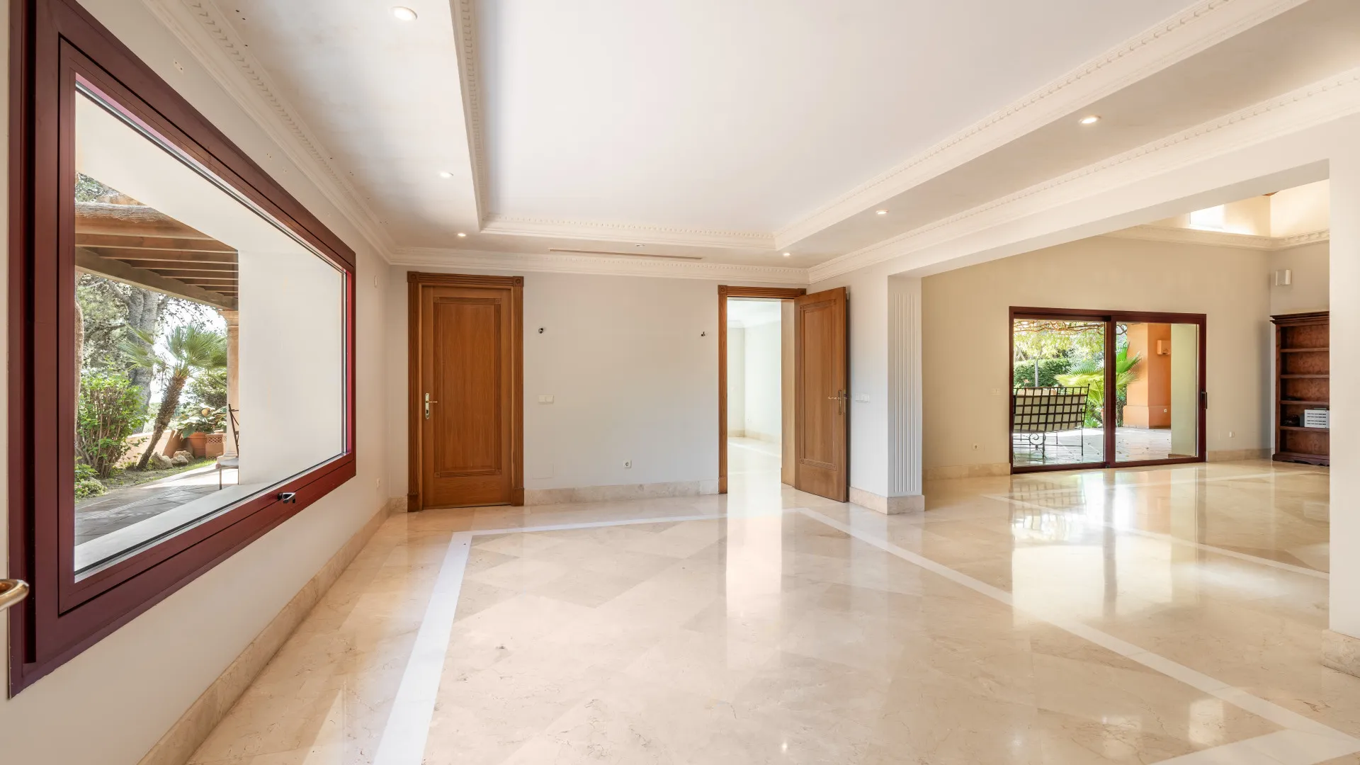 Se vende villa en Altos Reales