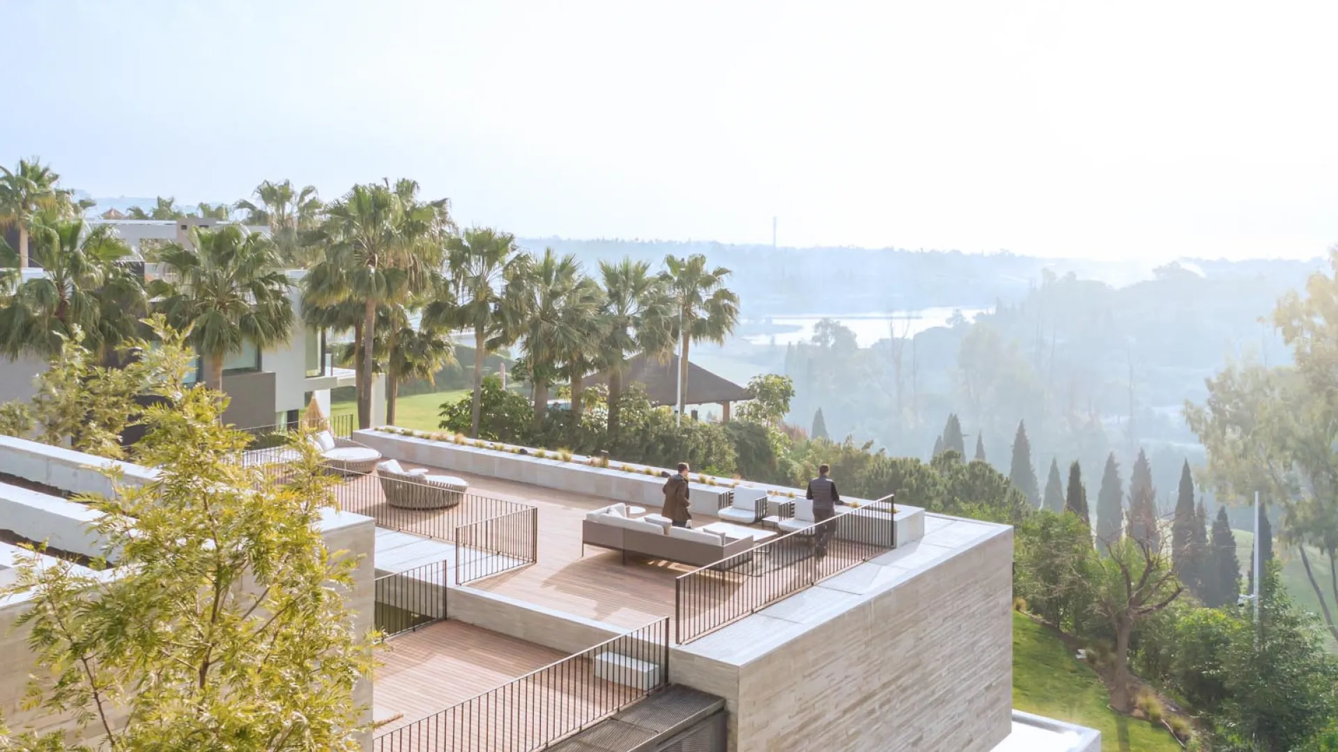 5 bedrooms villa for sale in Los Flamingos