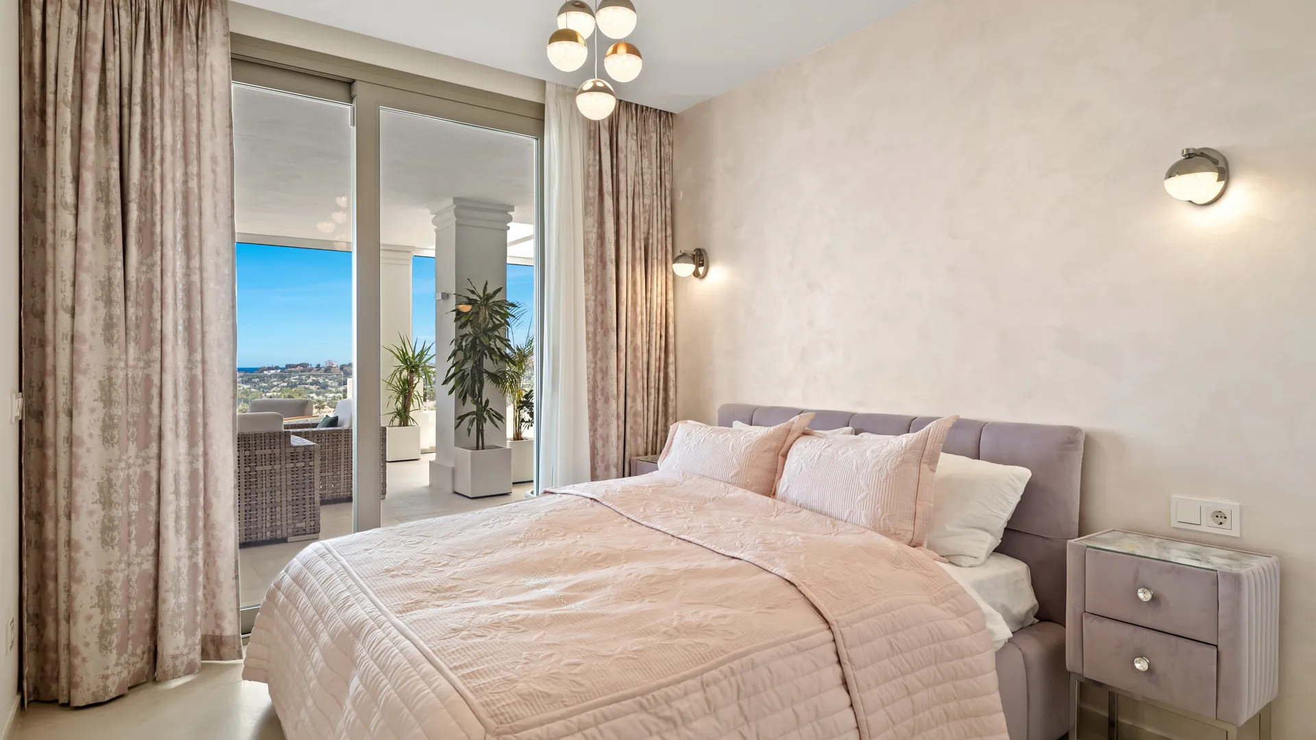 Nueva Andalucia, apartamento en venta con 7 dormitorios