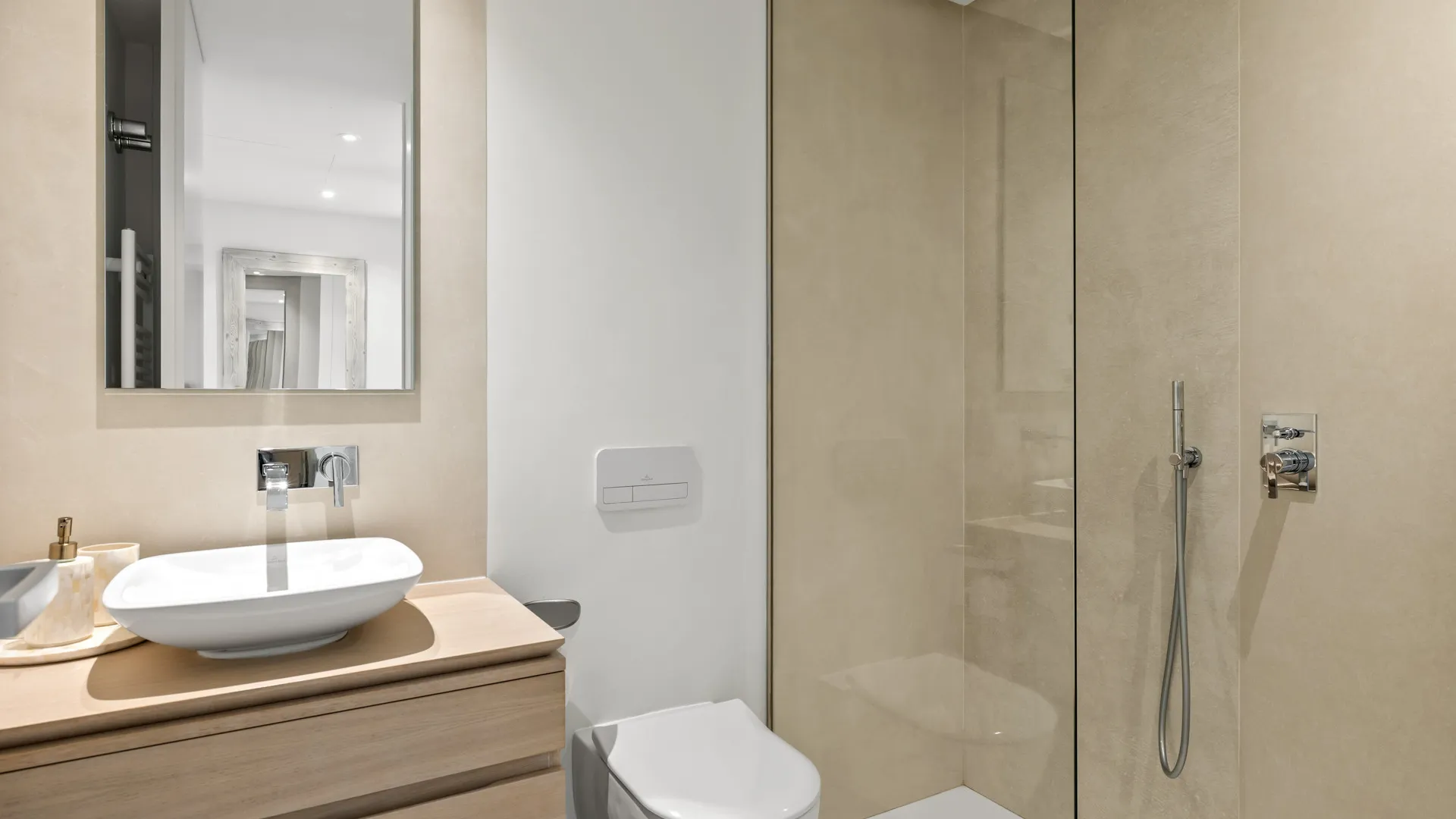 Nueva Andalucia, apartamento en venta con 7 dormitorios