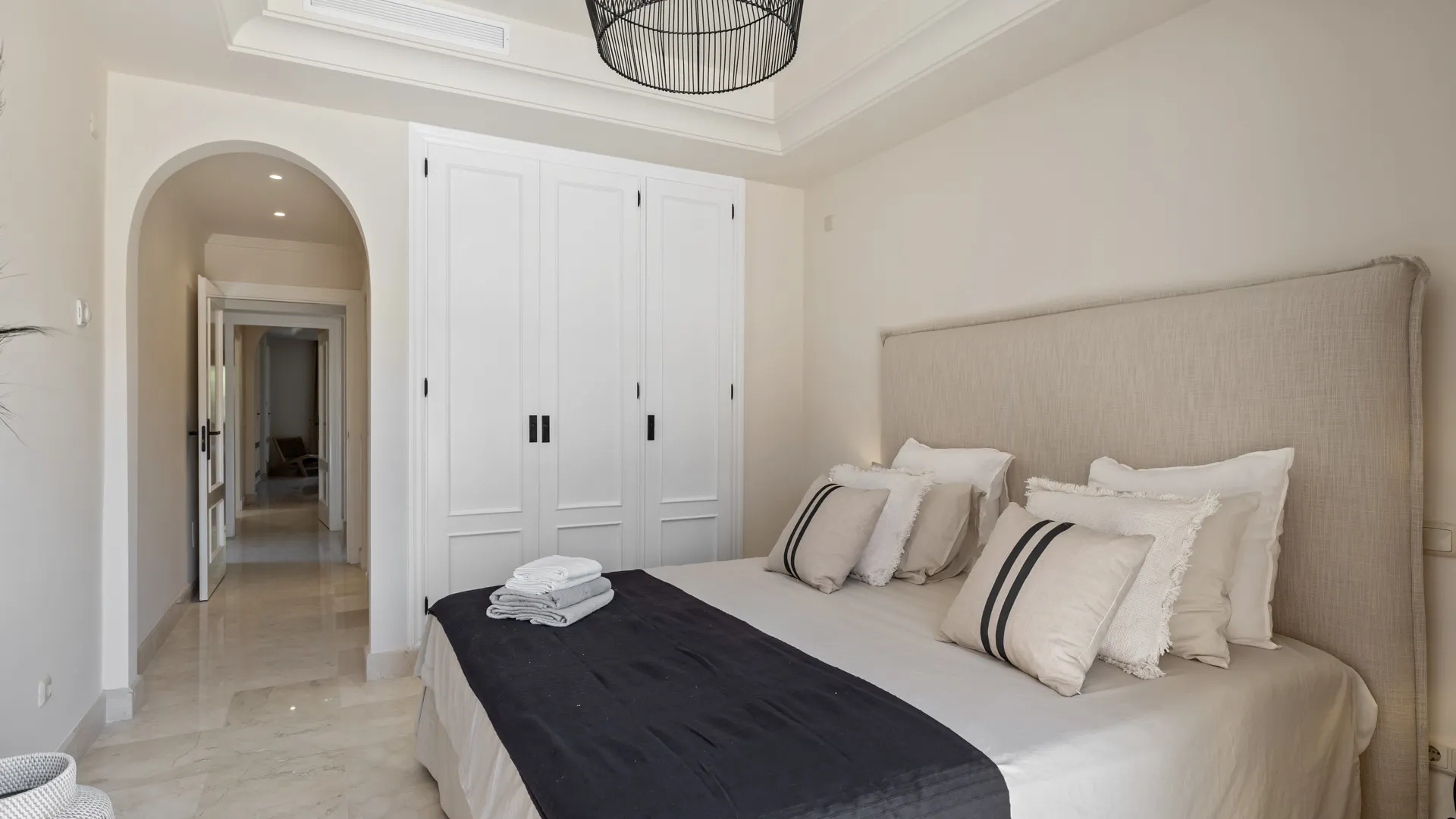 Marbella - Puerto Banus, villa pareada en venta con 5 dormitorios