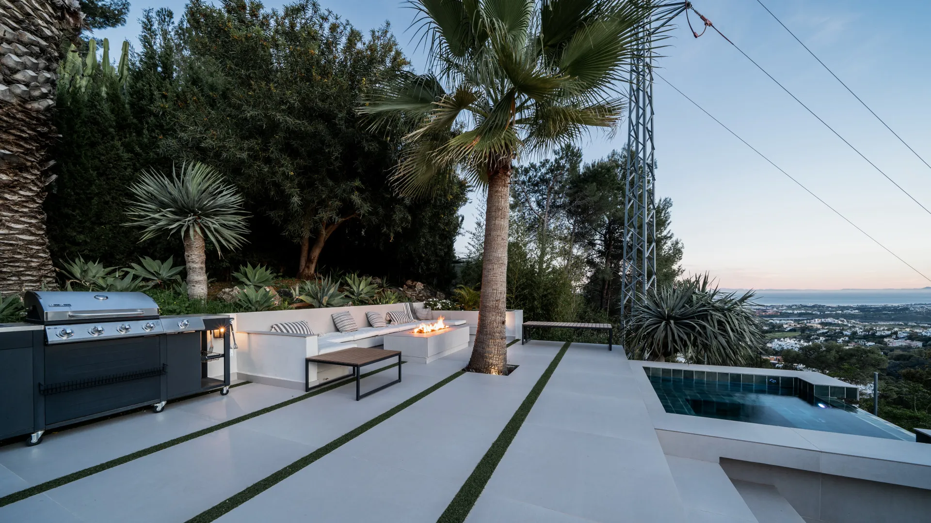 Villa for sale in El Madroñal with 4 bedrooms