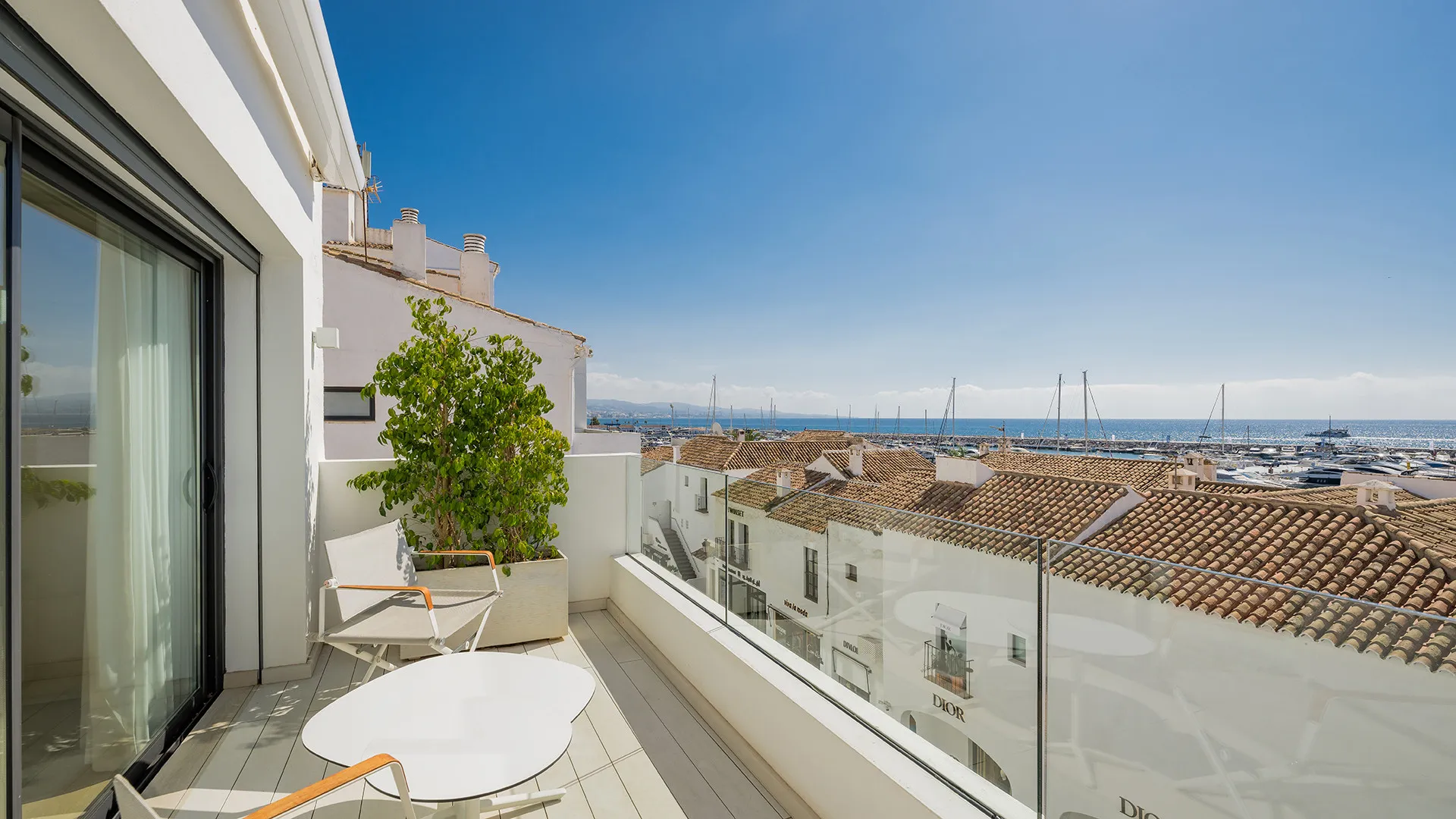 Se vende Ático en Marbella - Puerto Banus con 3 dormitorios
