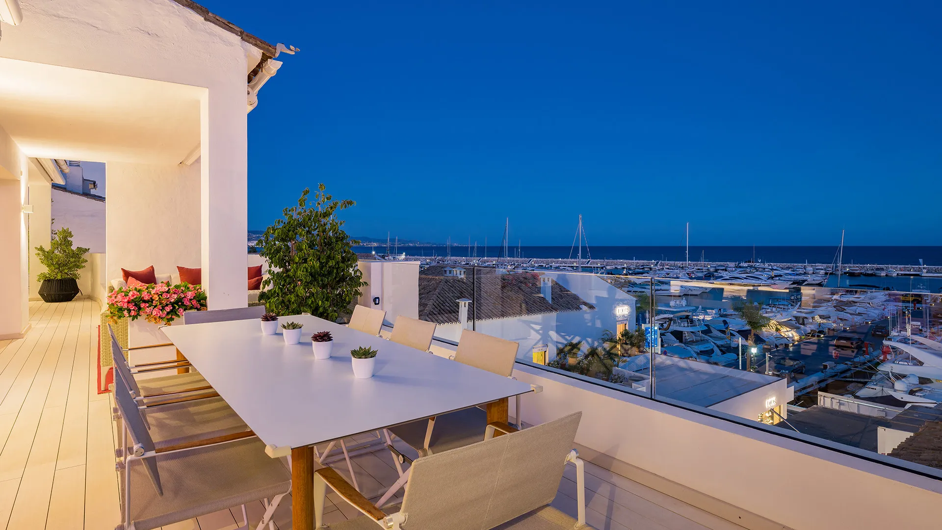 Se vende Ático en Marbella - Puerto Banus con 3 dormitorios