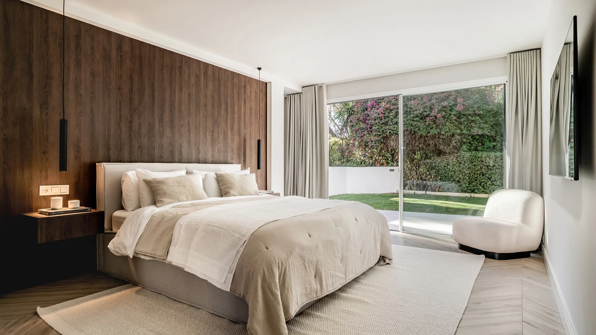 Comprar apartamento planta baja en Golden Mile con 4 dormitorios