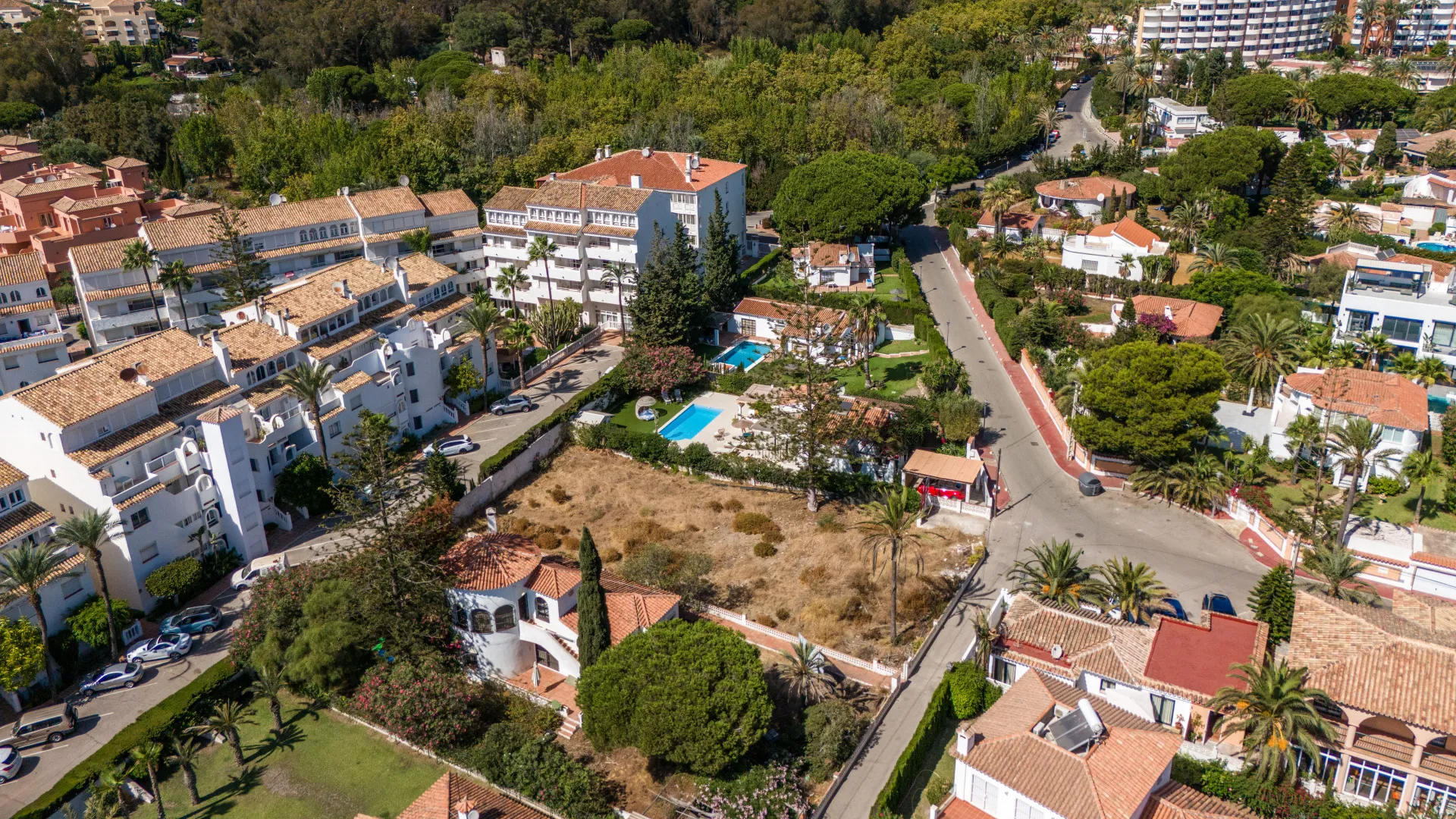 For sale plot in Marbesa